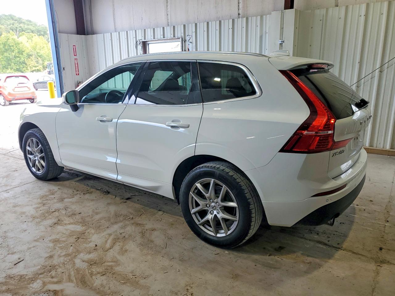 2020 Volvo Xc60 T5 Momentum White vin: YV4102RK7L1583232