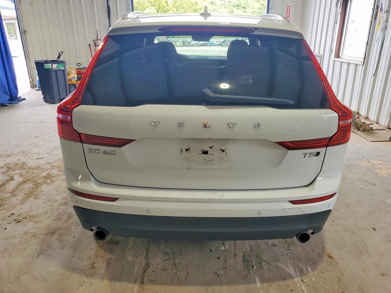 2020 Volvo Xc60 T5 Momentum White vin: YV4102RK7L1583232