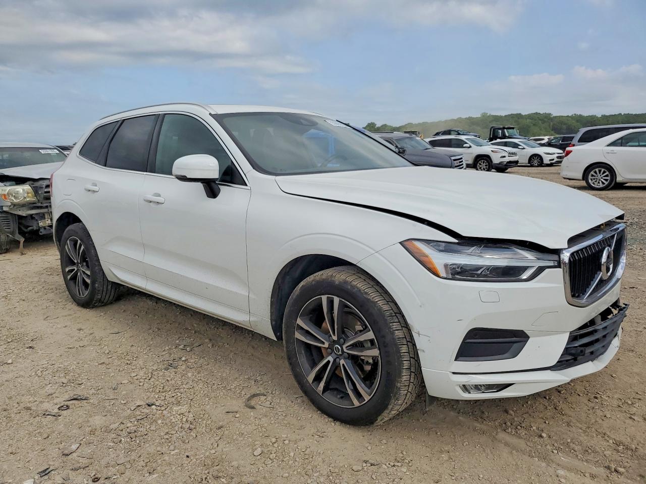2020 Volvo Xc60 T5 Momentum White vin: YV4102RKXL1601447