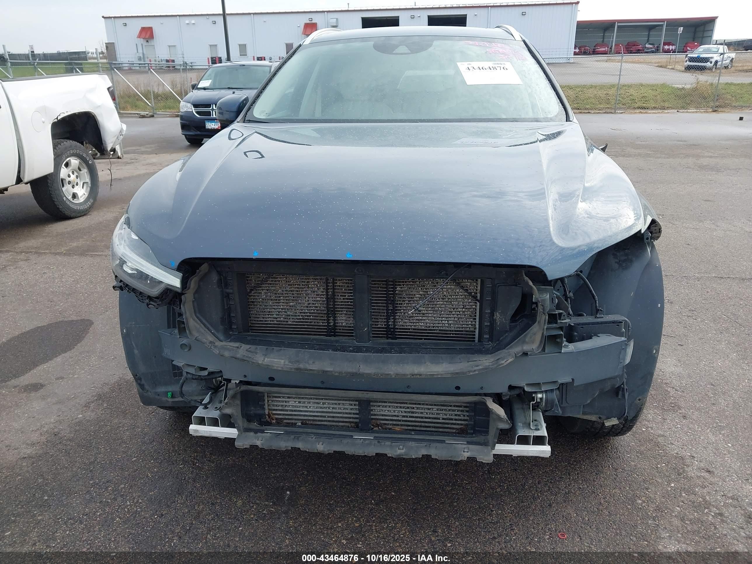 2021 Volvo Xc60 T5 Momentum Blue vin: YV4102RKXM1765542