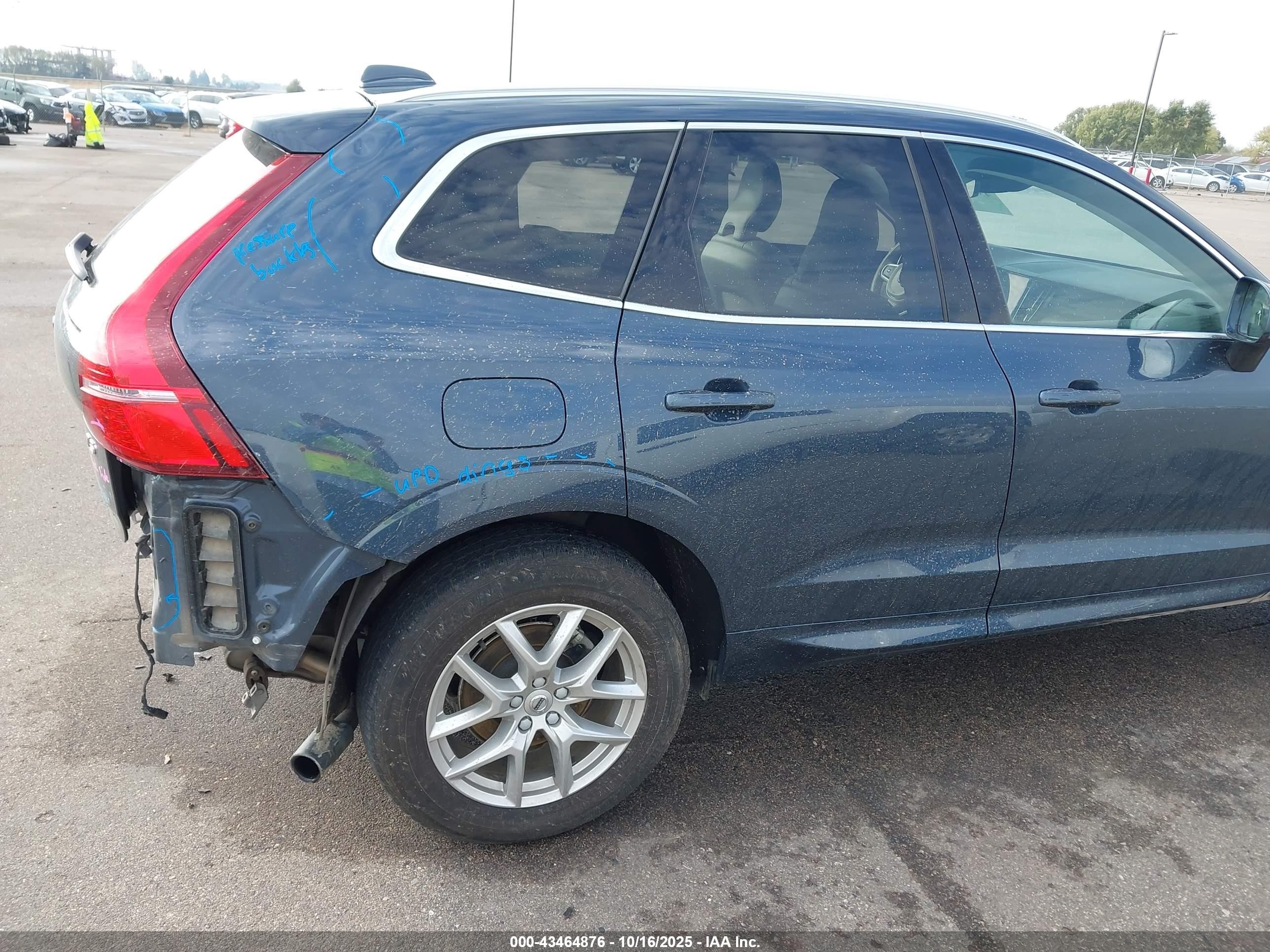 2021 Volvo Xc60 T5 Momentum Blue vin: YV4102RKXM1765542