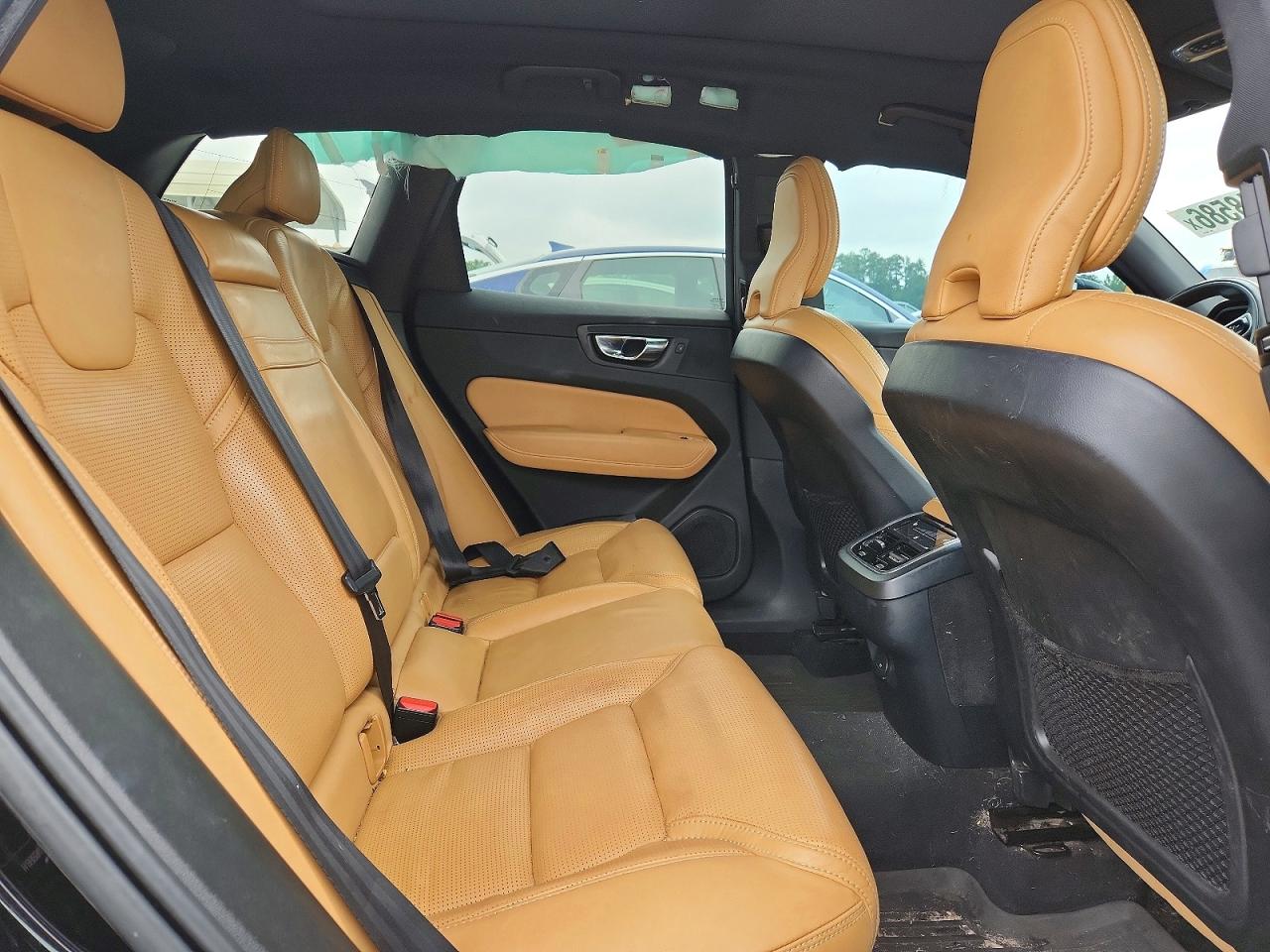 2021 Volvo Xc60 T5 Inscription Black vin: YV4102RL3M1688814