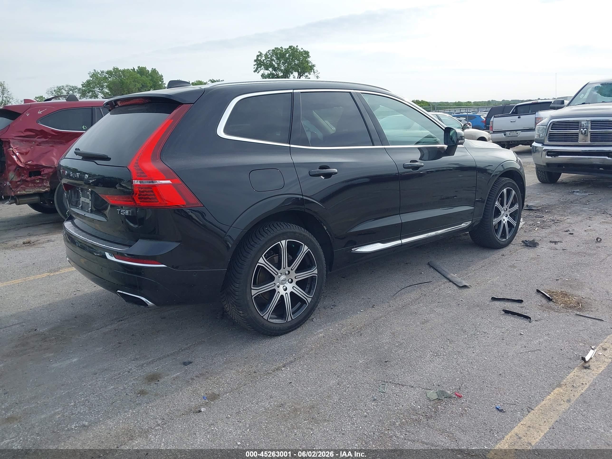 2018 Volvo Xc60 T5 Inscription Black vin: YV4102RL9J1037473