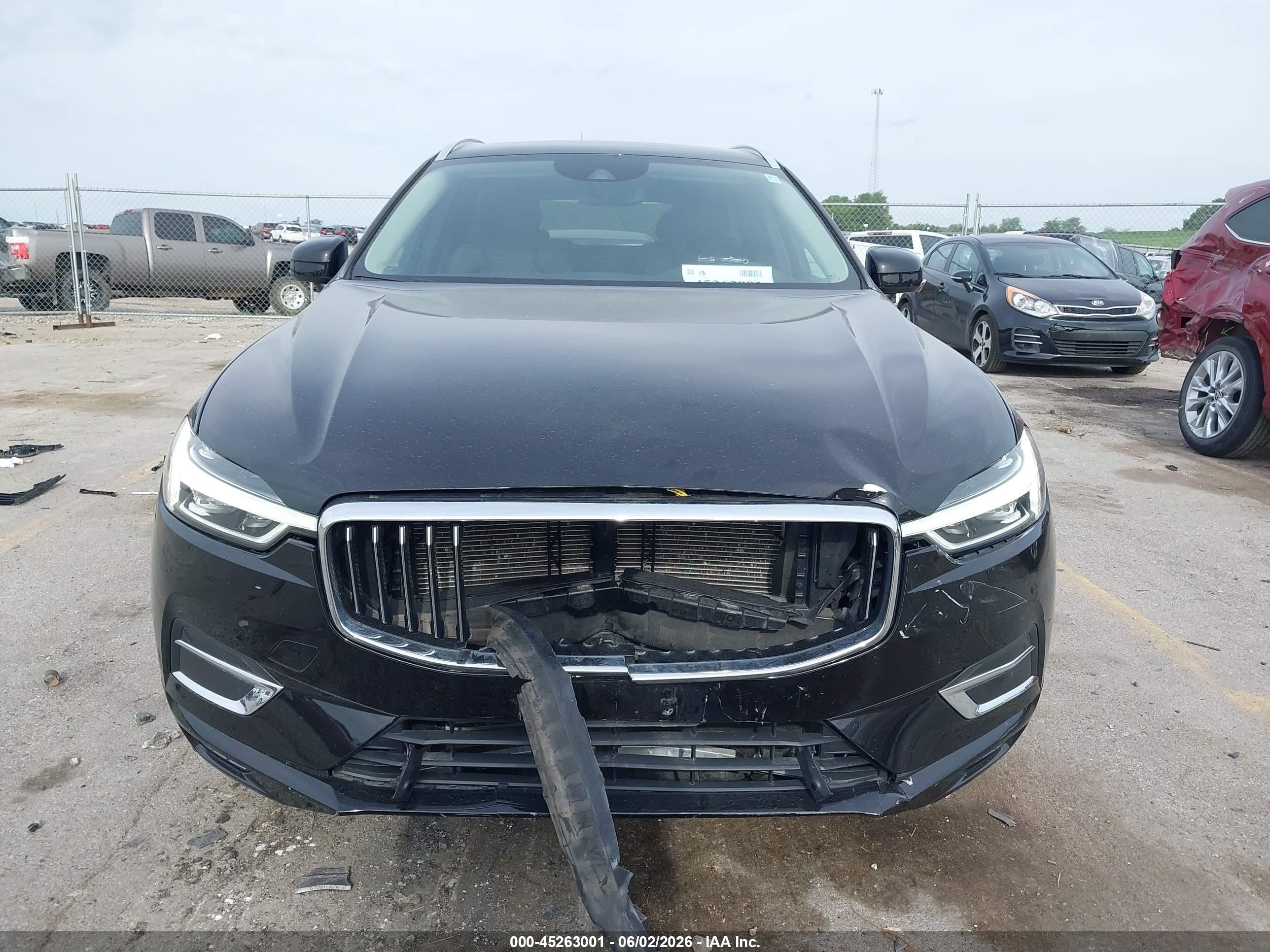 2018 Volvo Xc60 T5 Inscription Black vin: YV4102RL9J1037473