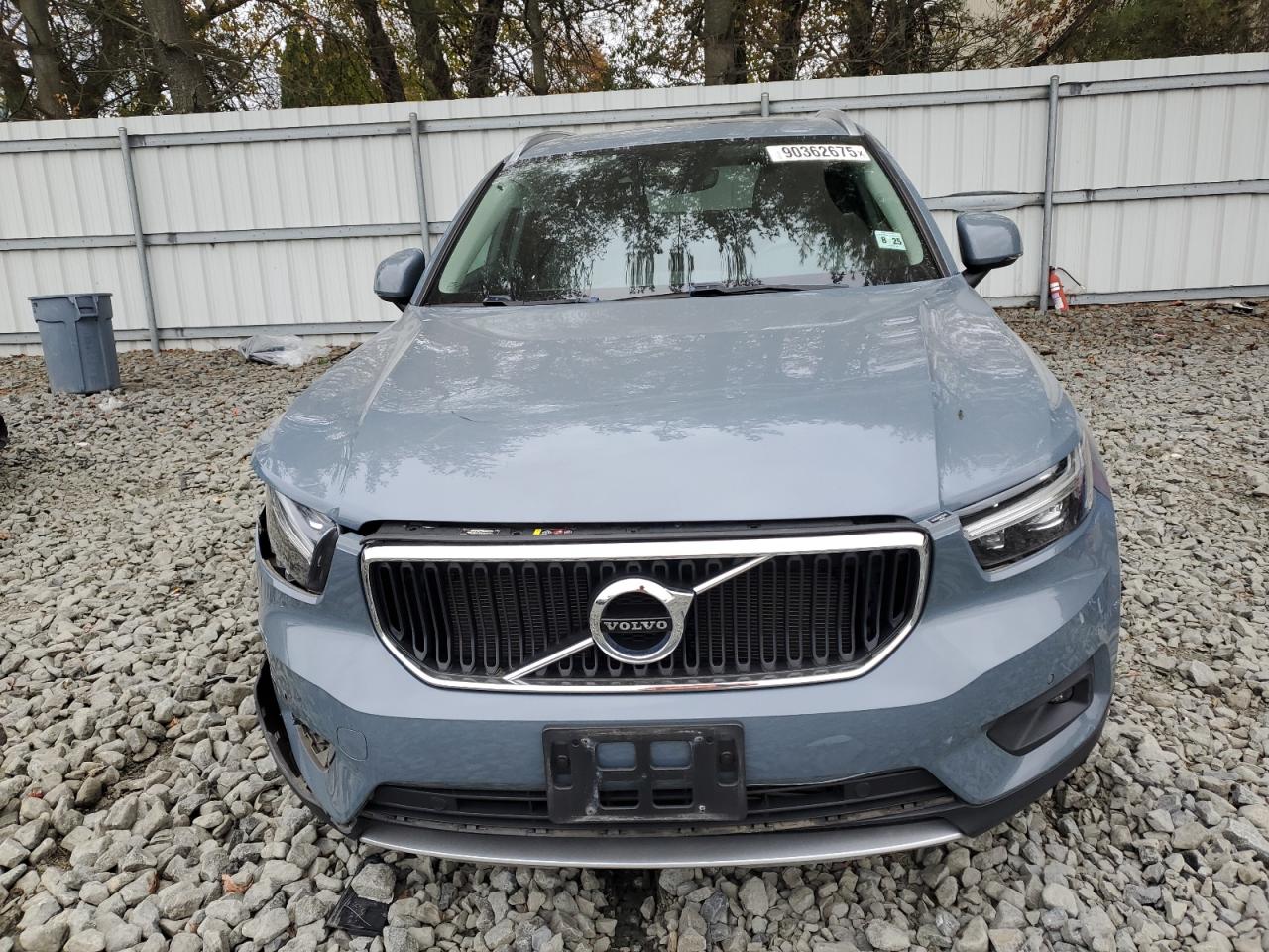 2021 Volvo Xc40 T5 Momentum Серый vin: YV4162UK7M2395151