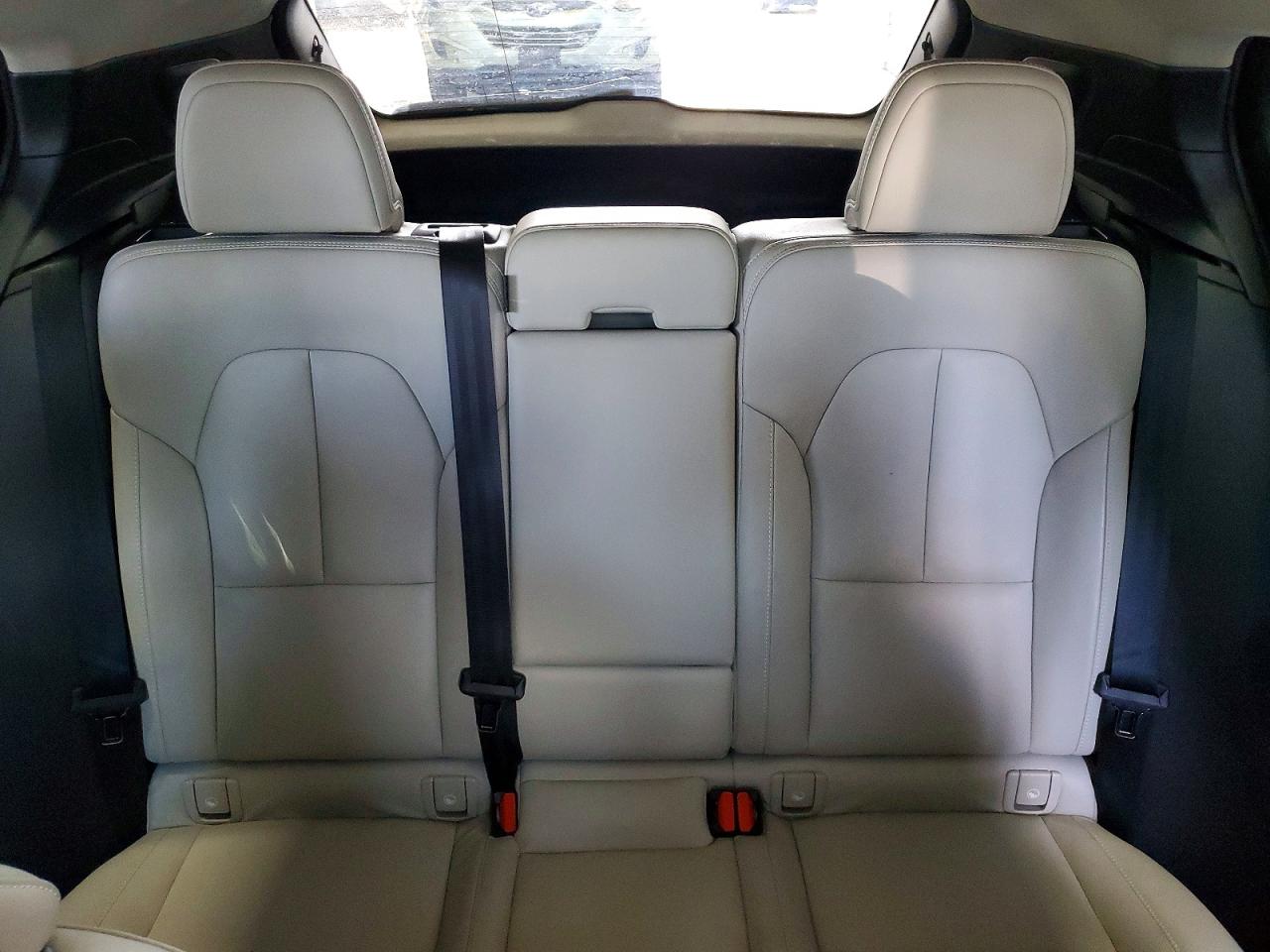 2021 Volvo Xc40 T5 Momentum Синий vin: YV4162UK8M2473713