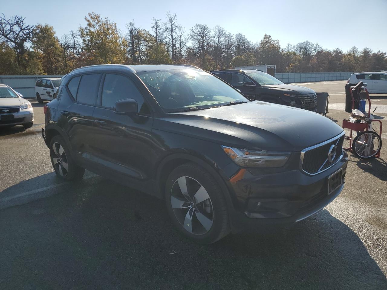 2022 Volvo Xc40 T5 Momentum Black vin: YV4162UKXN2652725
