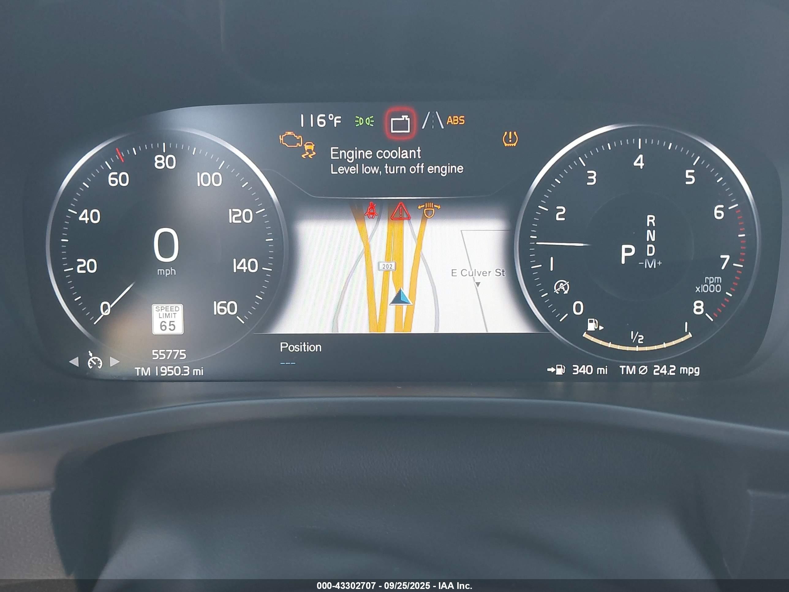 2021 Volvo Xc40 T5 R-design White vin: YV4162UM0M2522372