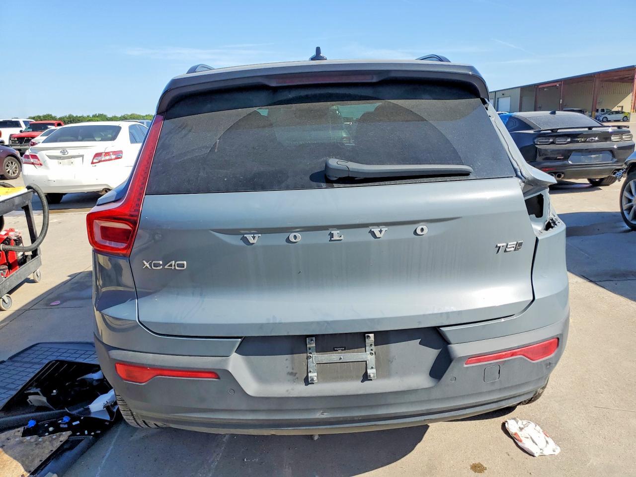 2022 Volvo Xc40 T5 R-design Blue vin: YV4162UM9N2791102