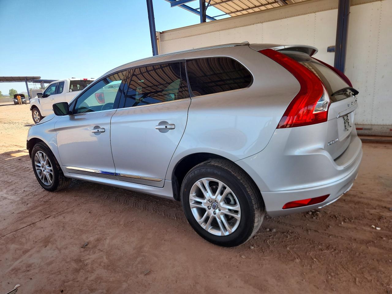 2015 Volvo Xc60 T5 Premier Silver vin: YV426MDB0F2623672