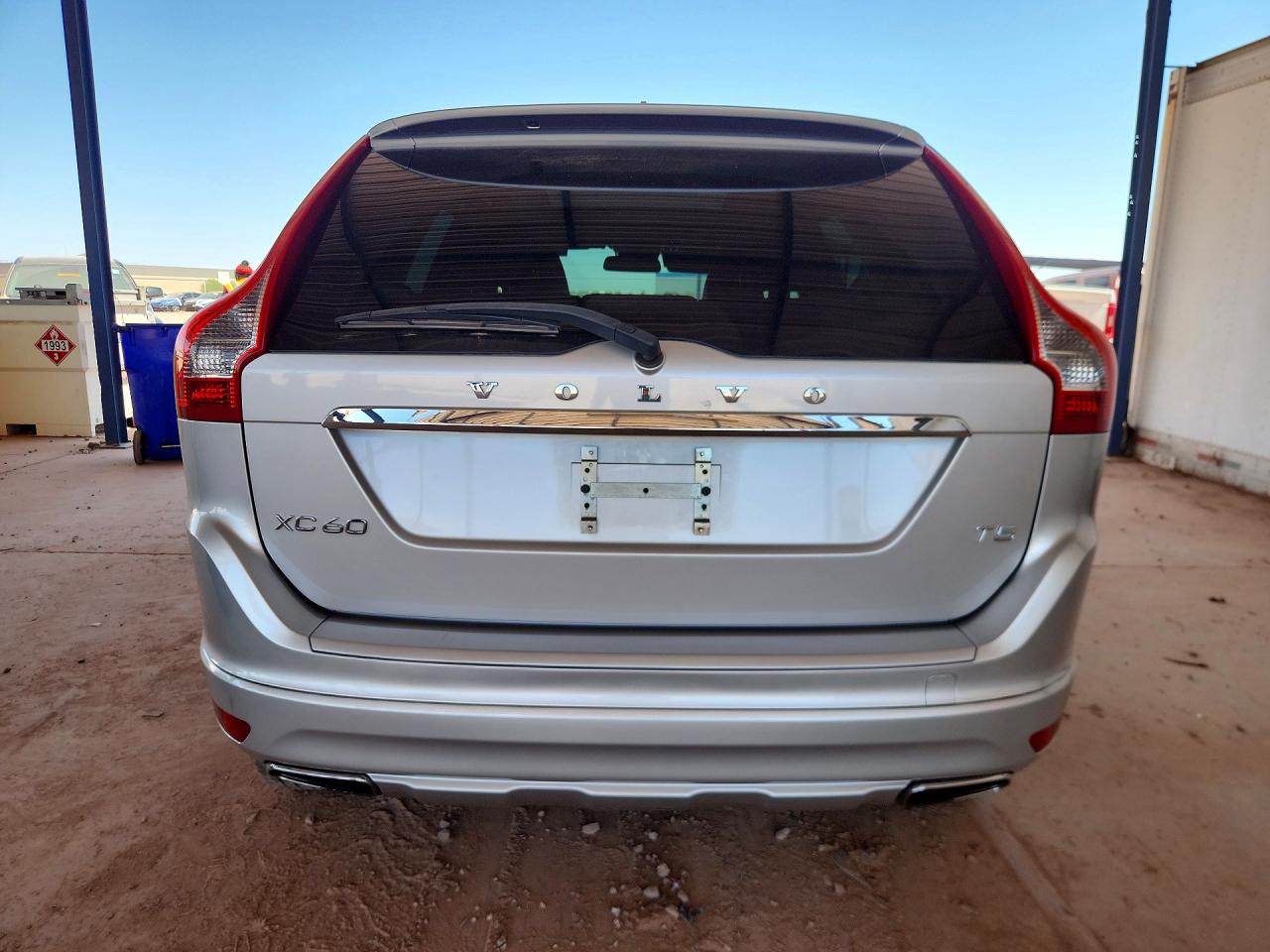 2015 Volvo Xc60 T5 Premier Silver vin: YV426MDB0F2623672