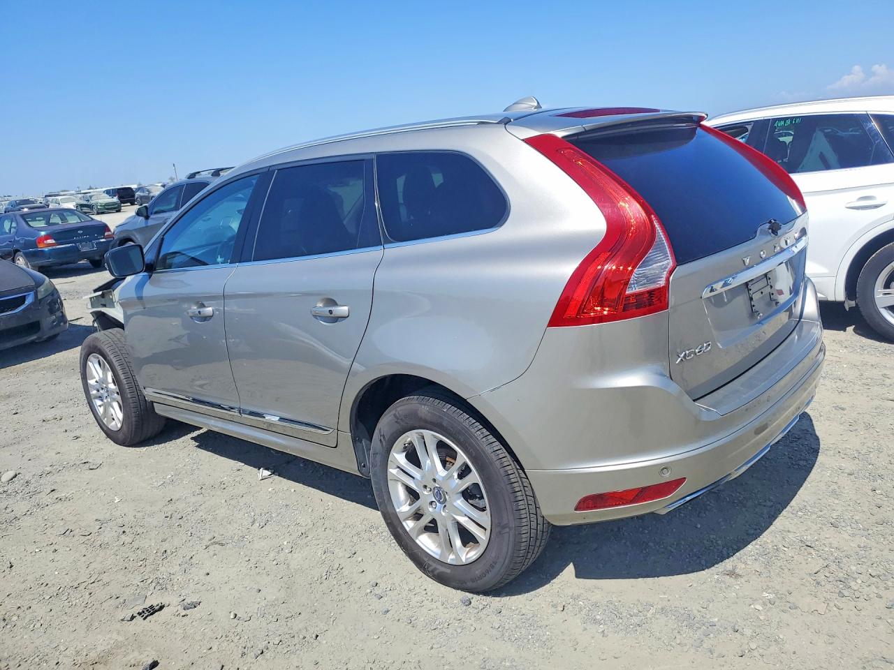 2015 Volvo Xc60 T5 Premier+ Tan vin: YV426MDC1F2616691