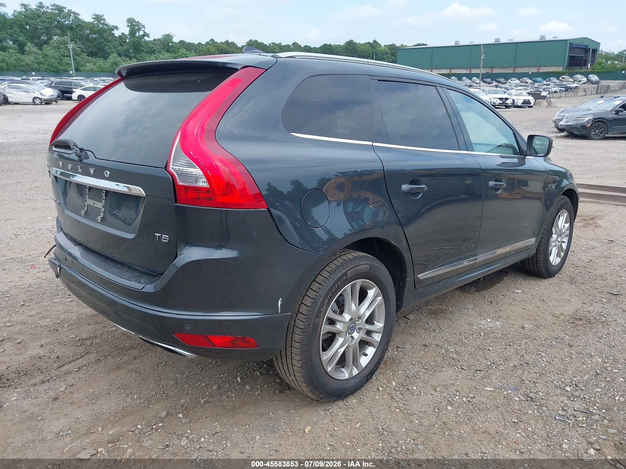 2015 Volvo Xc60 T5 Platinum Gray vin: YV426MDD6F2604741