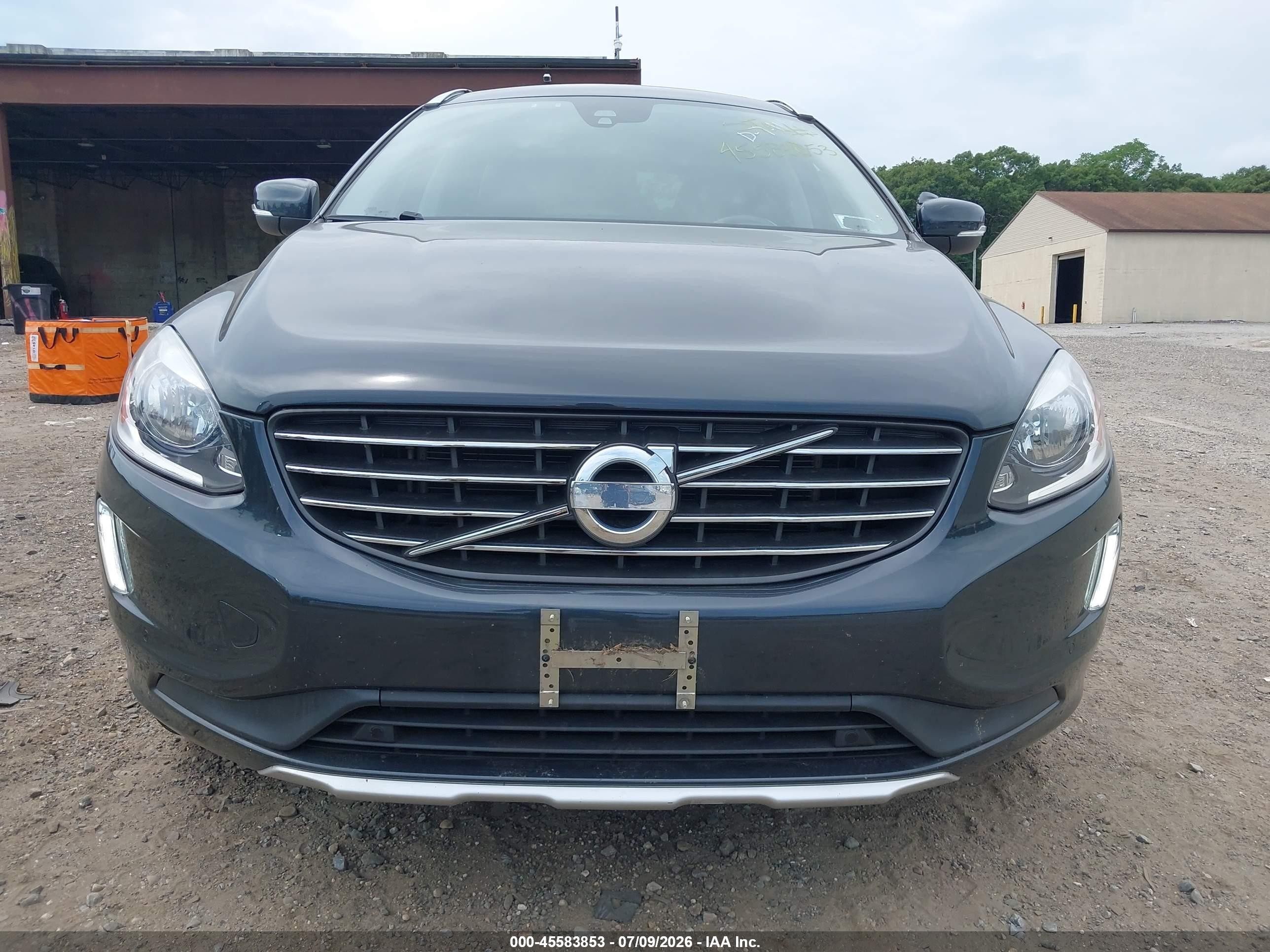 2015 Volvo Xc60 T5 Platinum Gray vin: YV426MDD6F2604741