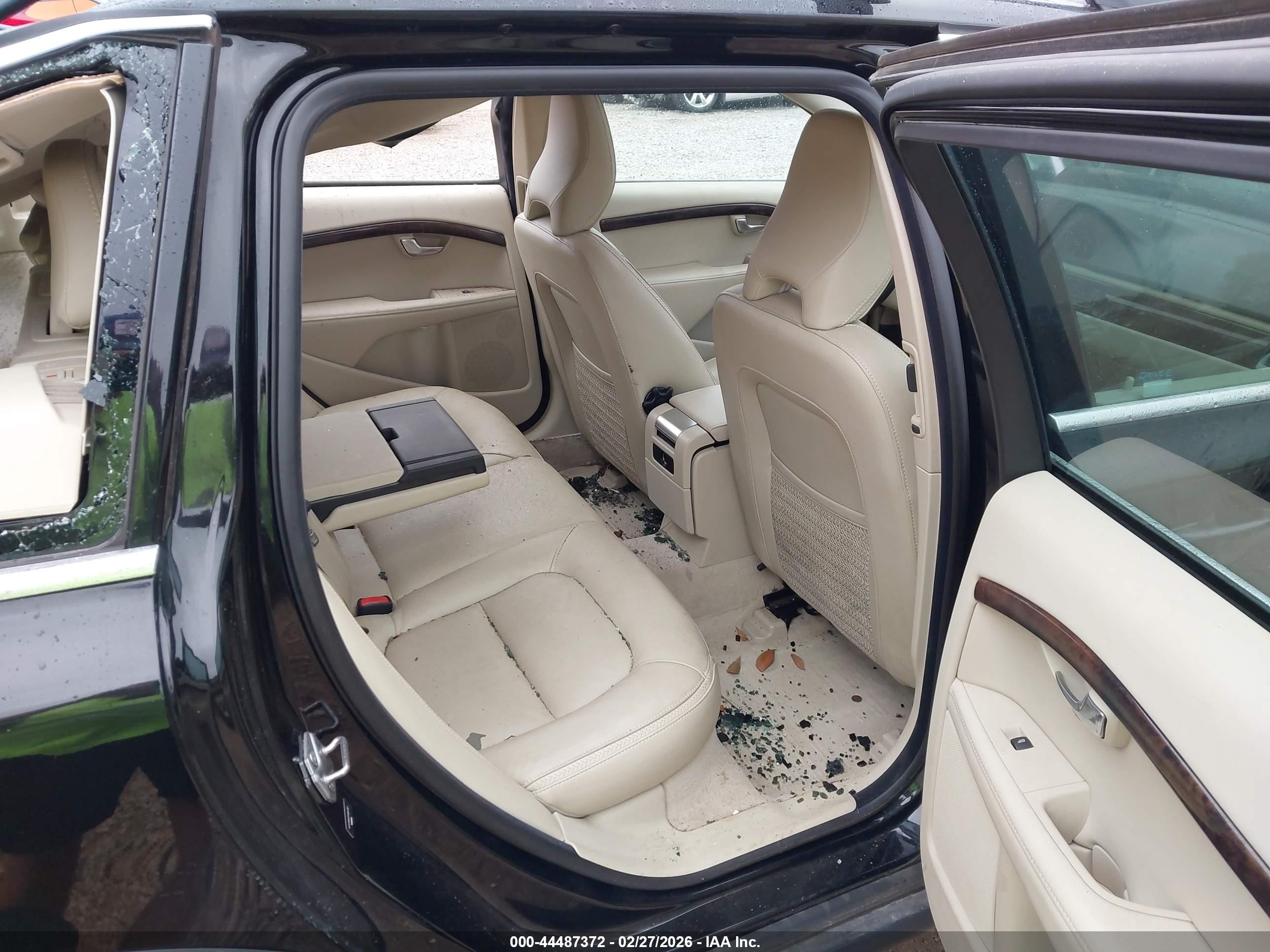 2015 Volvo Xc70 T5 Premier Black vin: YV440MBK0F1204787