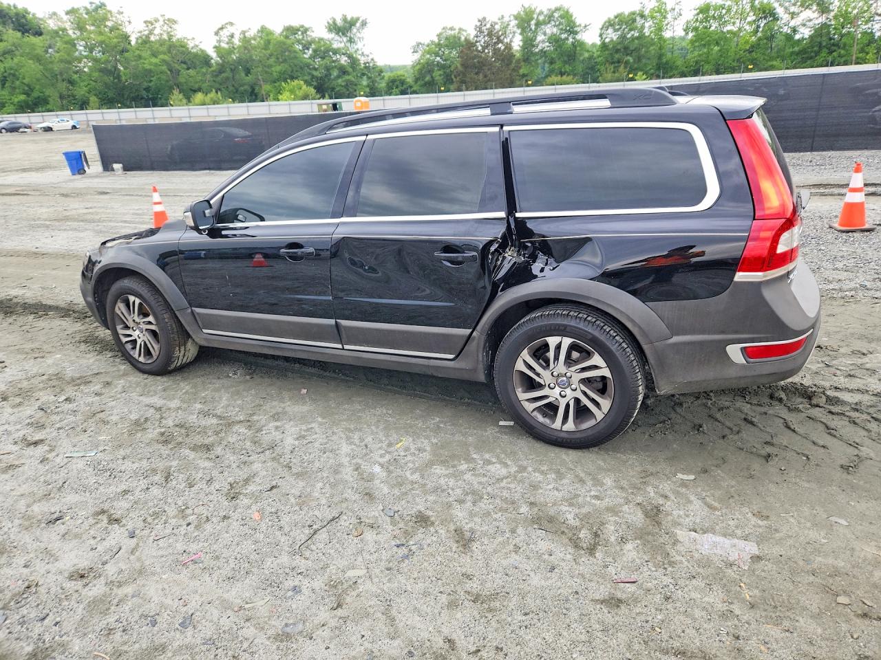 2015 Volvo Xc70 T5 Premier Black vin: YV440MBK9F1231549