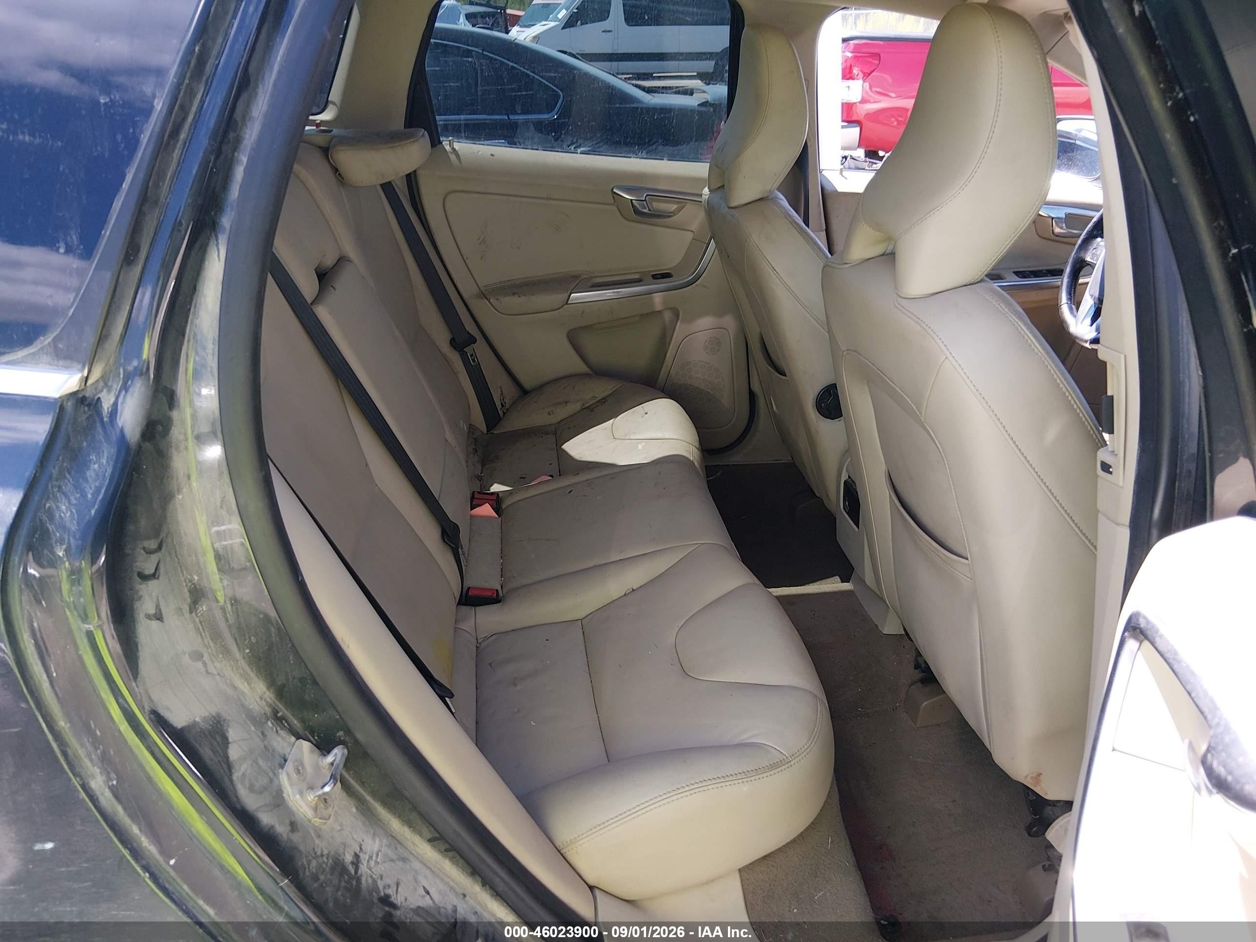 2015 Volvo Xc60 T5 Premier Black vin: YV440MDB7F2578689