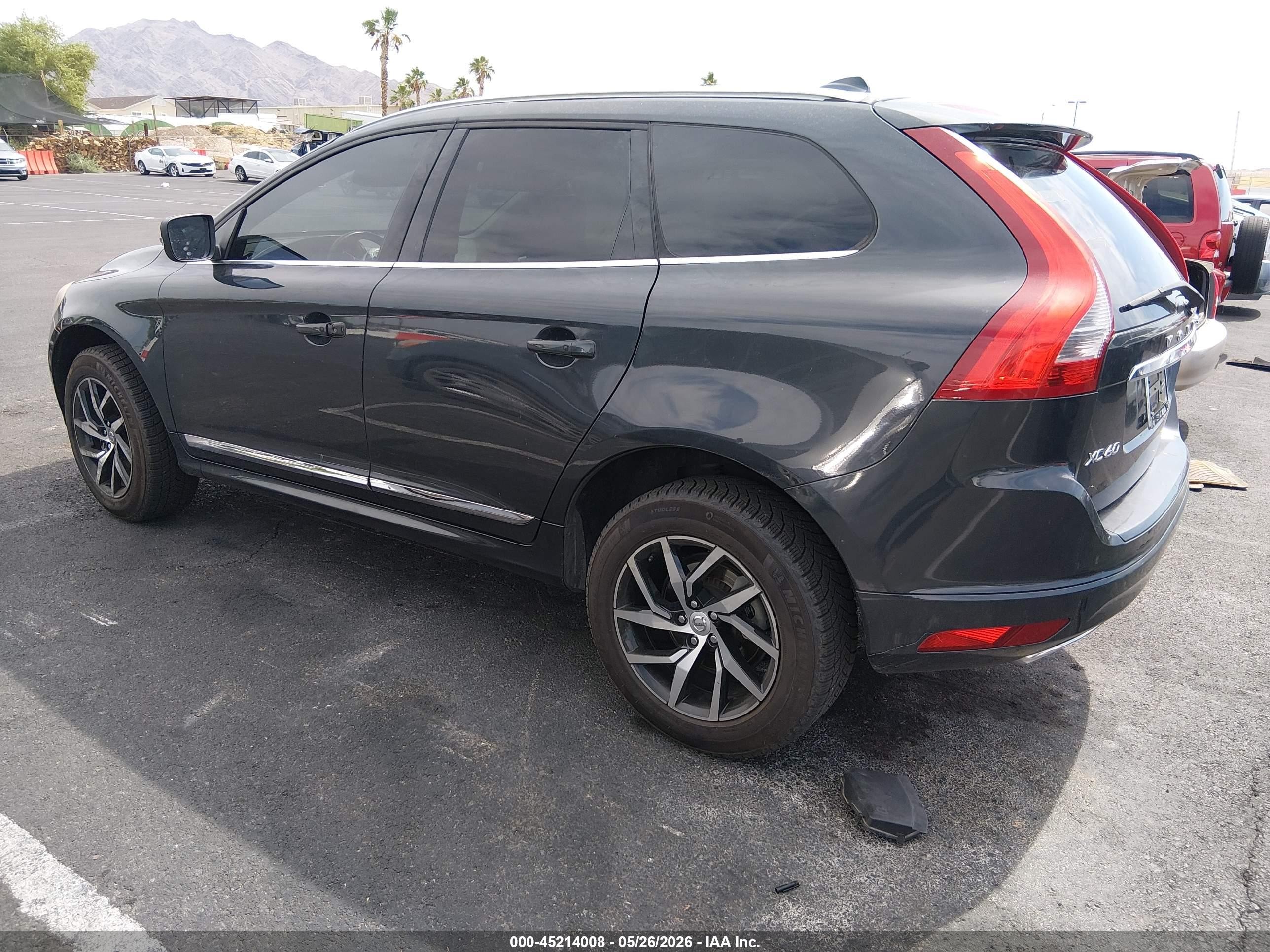 2015 Volvo Xc60 T5 Premier Plus Green vin: YV440MDC2F2616127