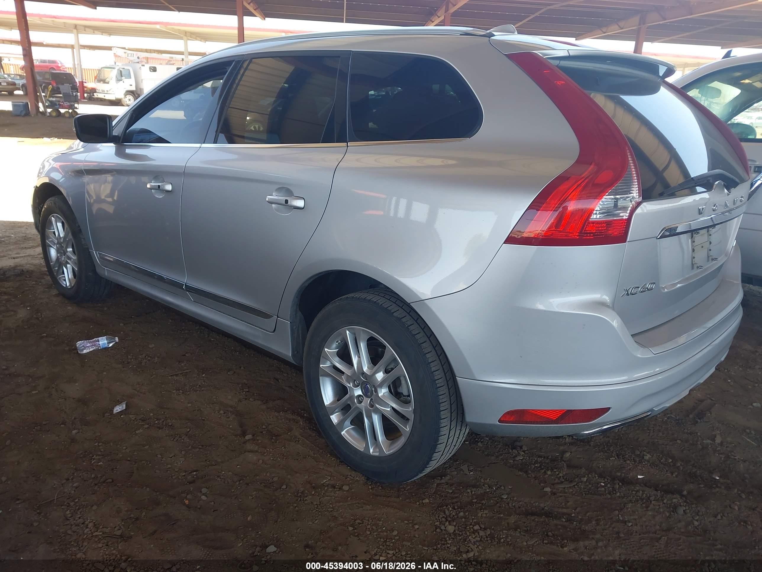 2015 Volvo Xc60 T5 Premier Plus Silver vin: YV440MDC9F2615976