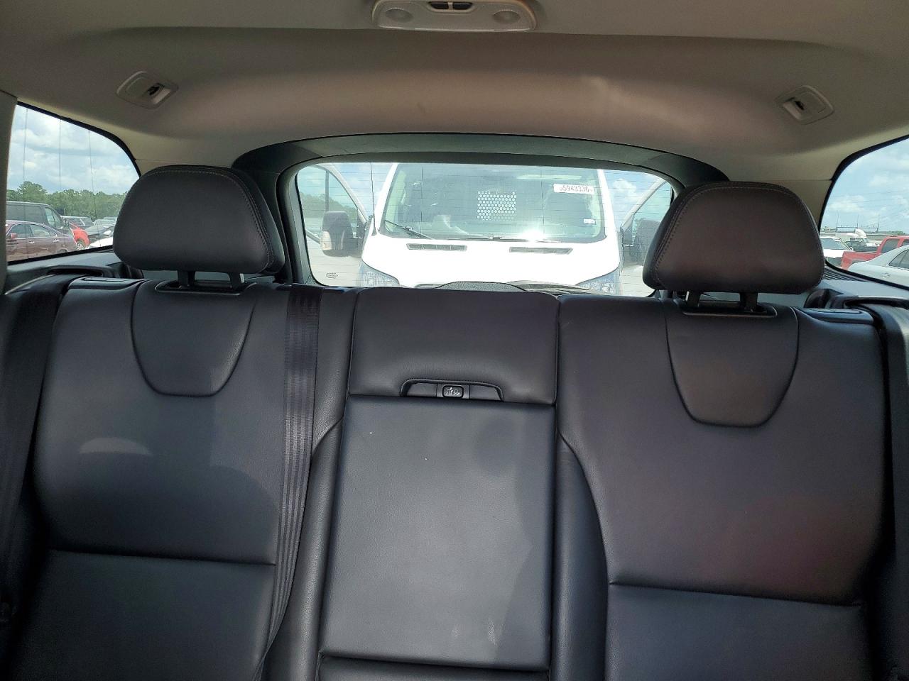 2015 Volvo Xc60 T5 Platinum Silver vin: YV440MDDXF2600539