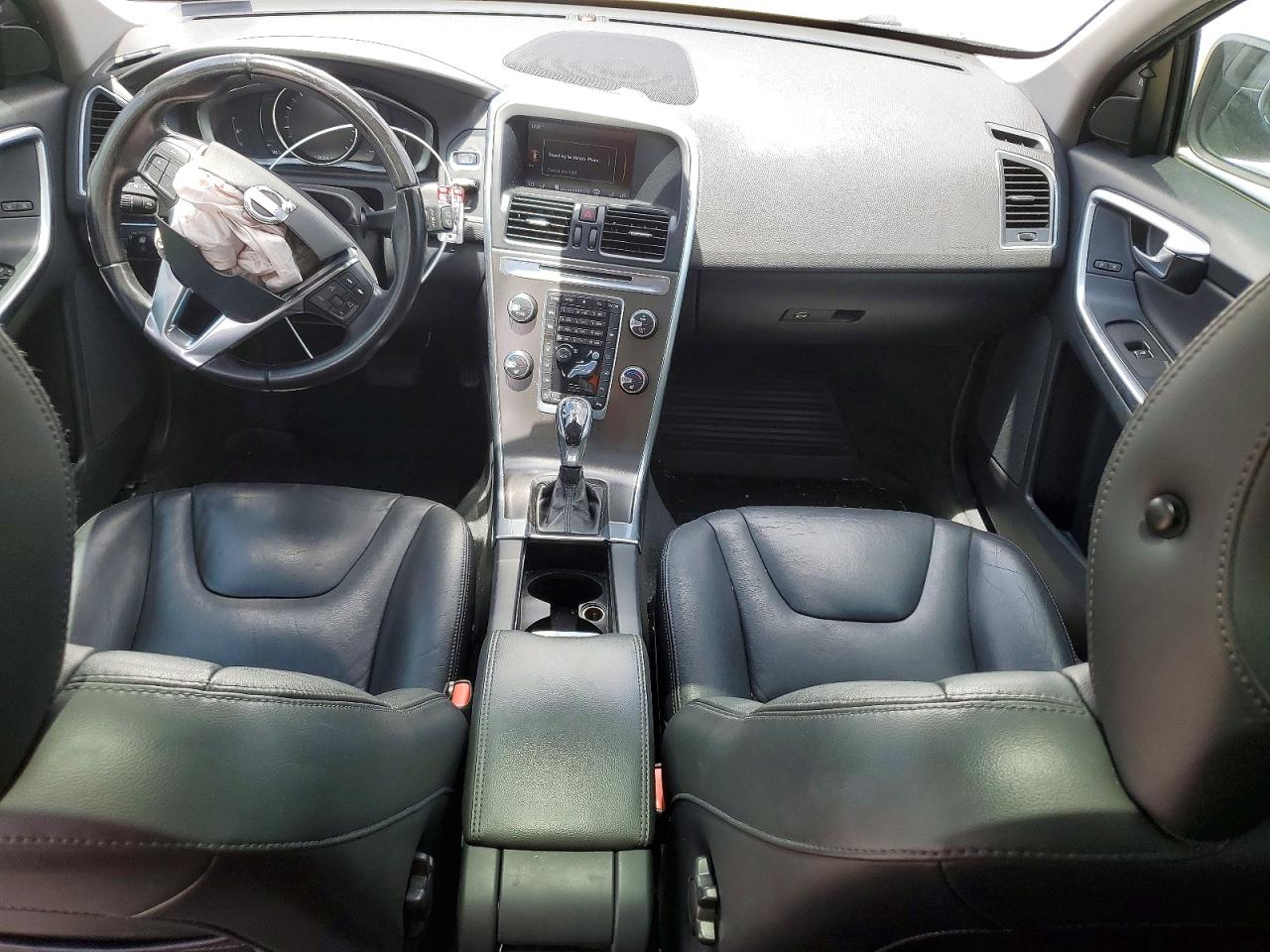2015 Volvo Xc60 T5 Platinum Silver vin: YV440MDDXF2600539