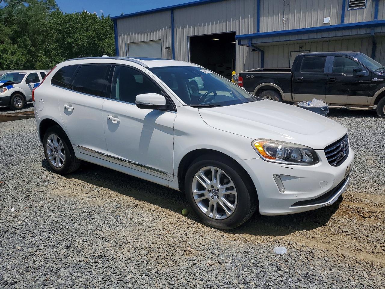 2015 Volvo Xc60 T5 Premier White vin: YV440MDK0F2741621