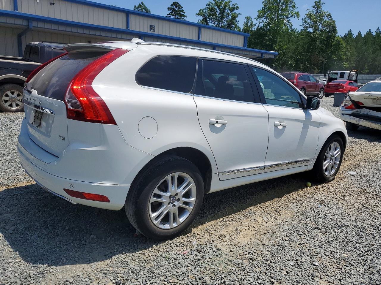 2015 Volvo Xc60 T5 Premier White vin: YV440MDK0F2741621