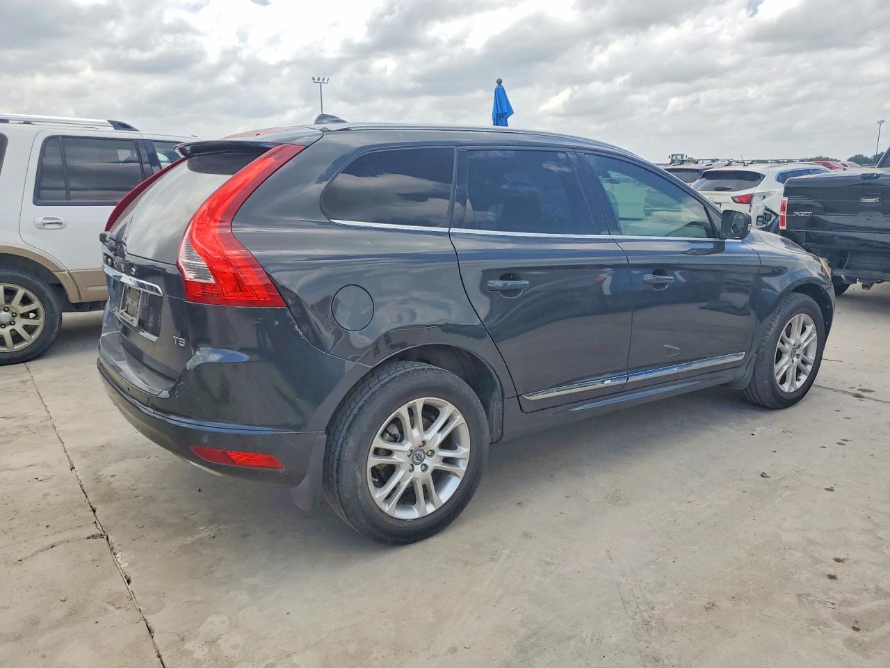 2015 Volvo Xc60 Угольный vin: YV440MDK2F2669207