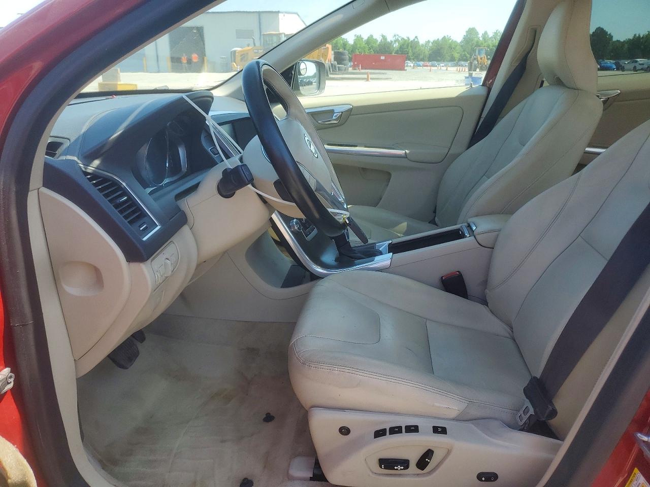 2015 Volvo Xc60 T5 Premier Burgundy vin: YV440MDK2F2741605