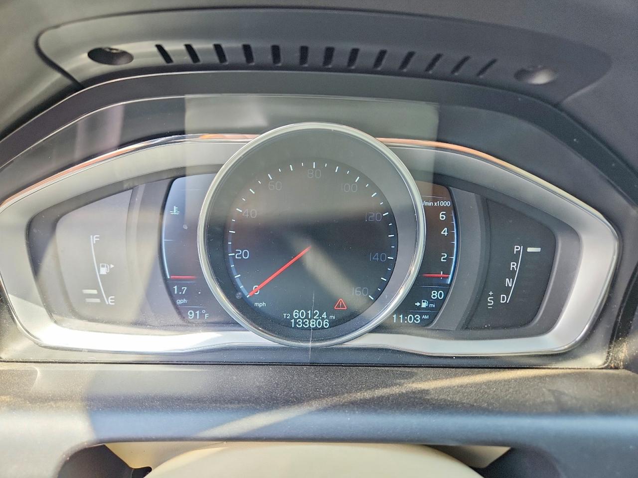 2015 Volvo Xc60 T5 Premier Tan vin: YV440MDK3F2649628
