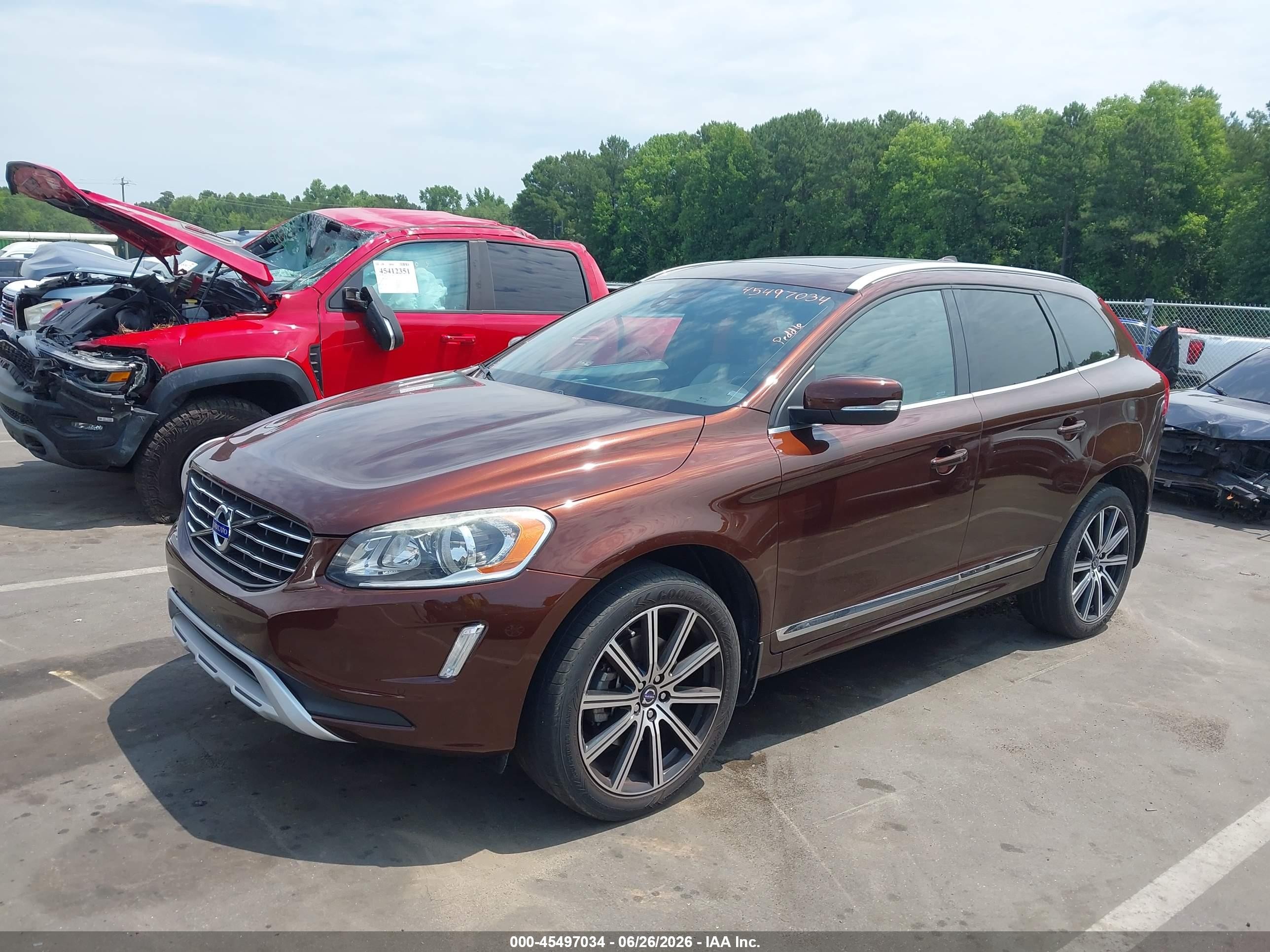2015 Volvo Xc60 T5 Premier Brown vin: YV440MDK4F2643191
