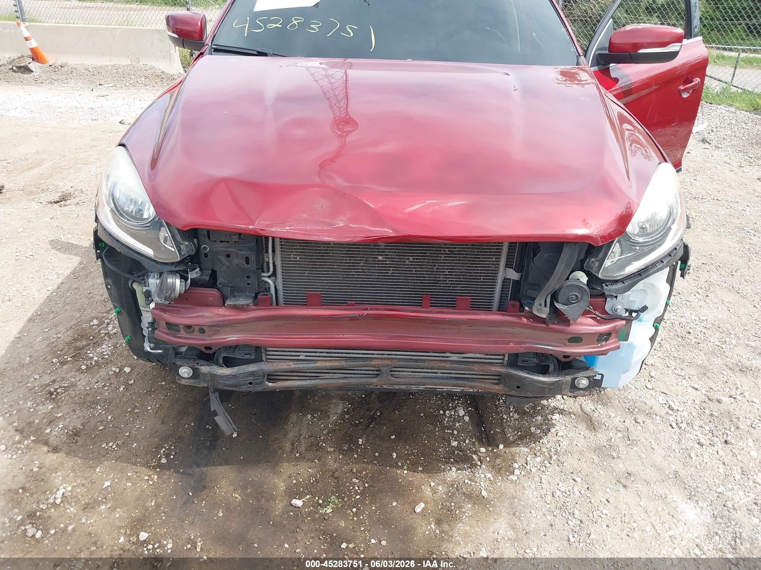 2015 Volvo Xc60 T5 Premier Красный vin: YV440MDK4F2691435