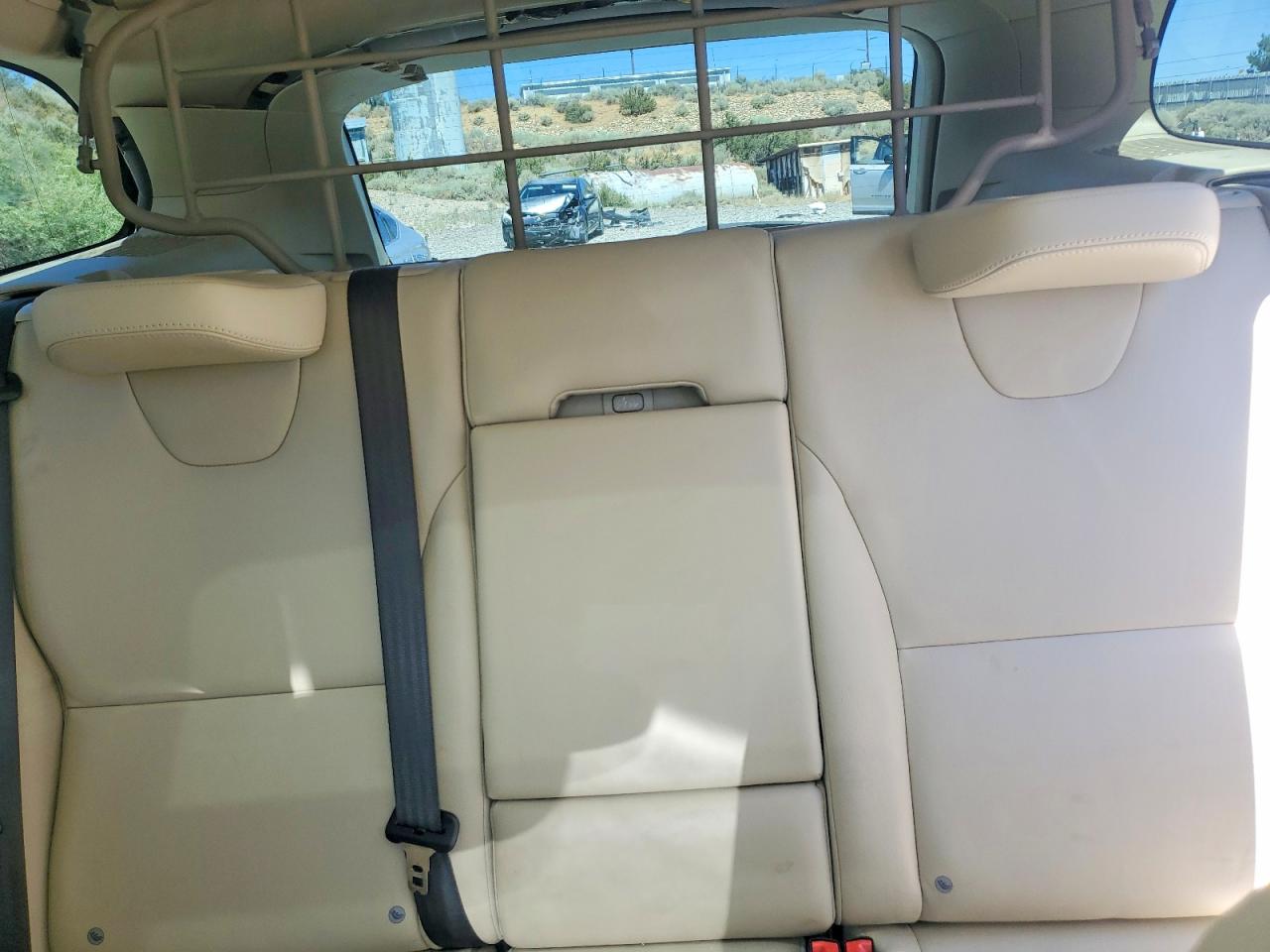 2015 Volvo Xc60 T5 Premier White vin: YV440MDK4F2721002