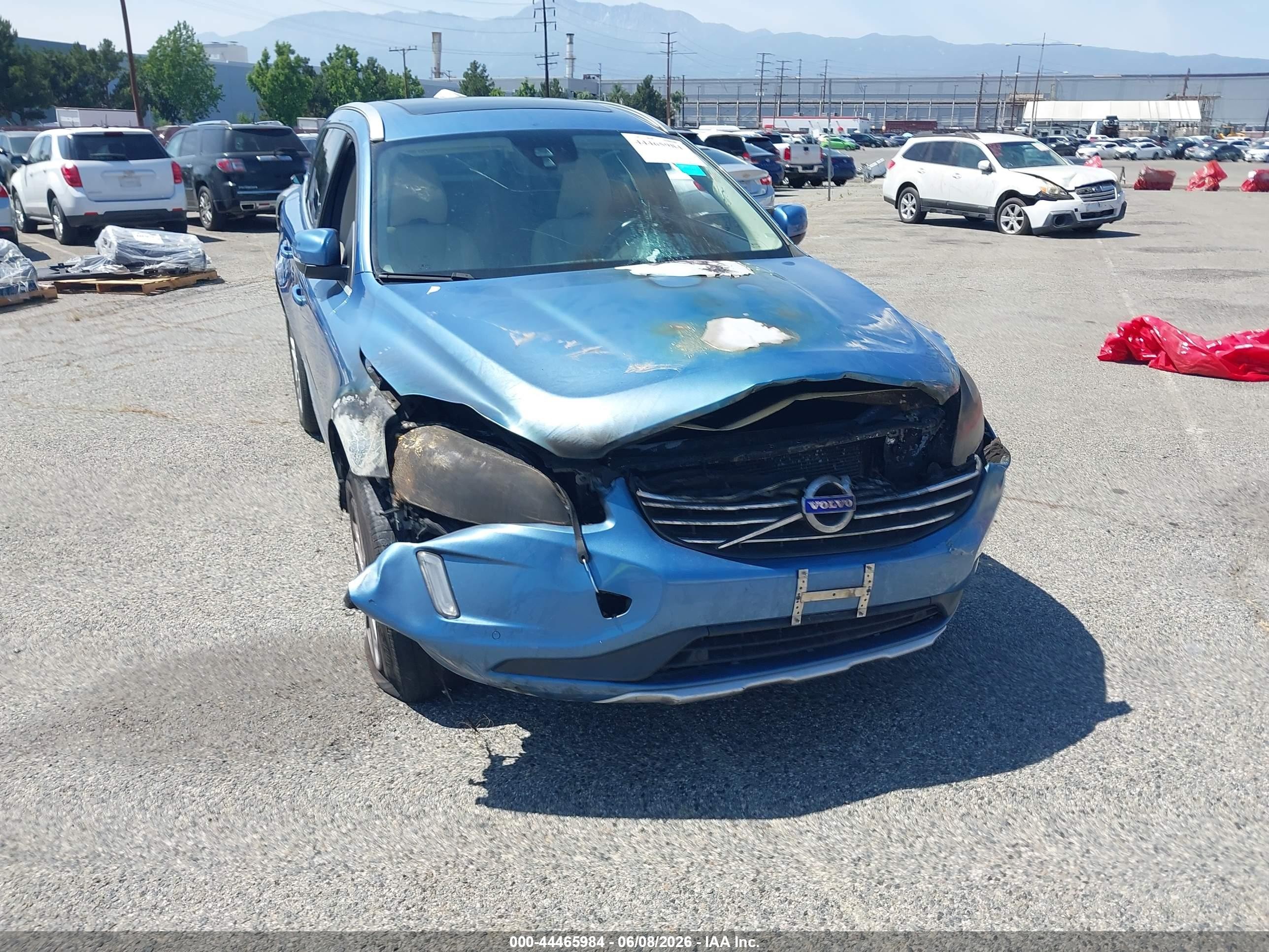 2015 Volvo Xc60 T5 Premier Light Blue vin: YV440MDK5F2686907