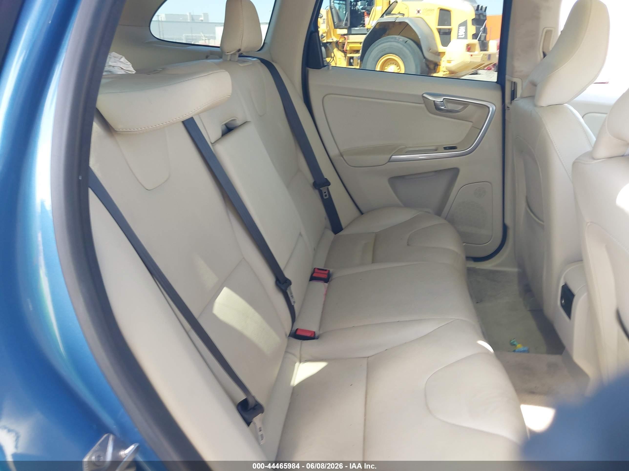2015 Volvo Xc60 T5 Premier Light Blue vin: YV440MDK5F2686907