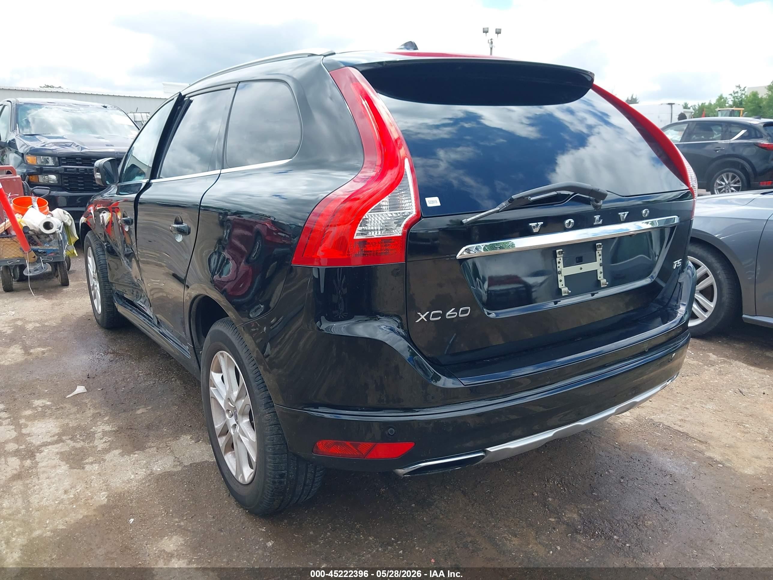 2015 Volvo Xc60 T5 Premier Black vin: YV440MDK5F2720781