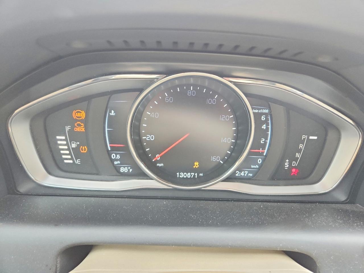 2015 Volvo Xc60 T5 Premier Gold vin: YV440MDK5F2731053