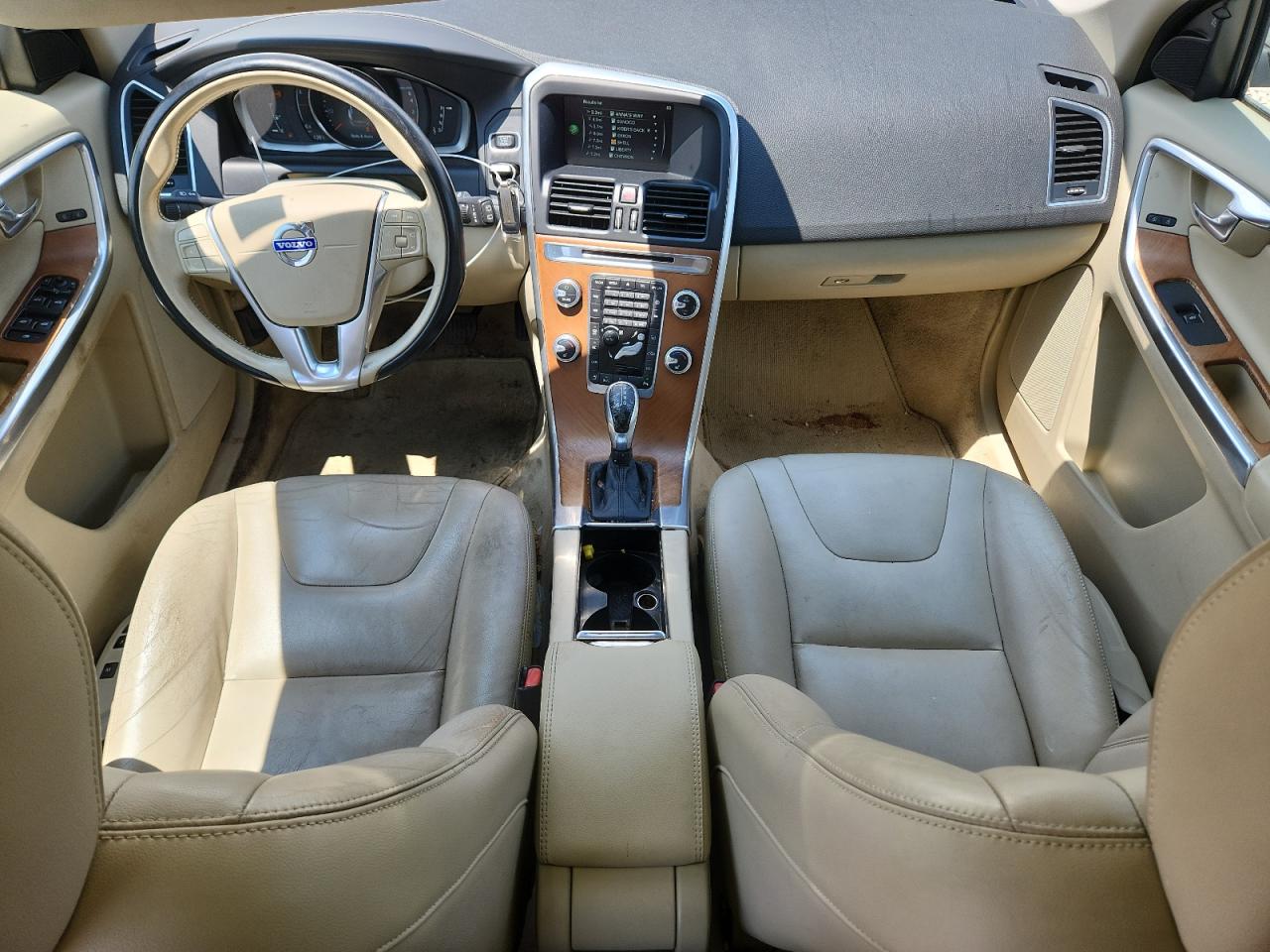 2015 Volvo Xc60 T5 Premier White vin: YV440MDK6F2678184
