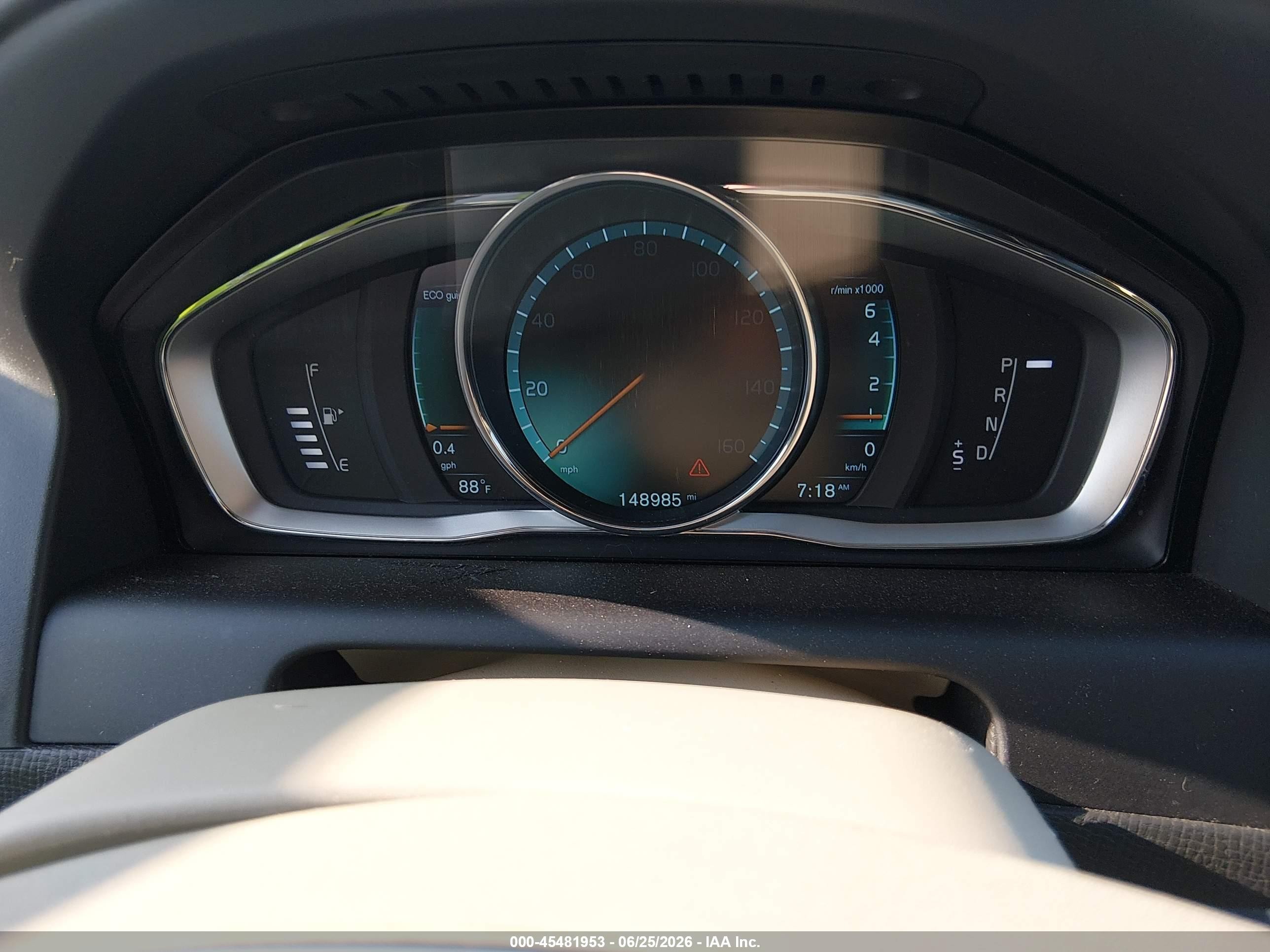 2015 Volvo Xc60 T5 Premier White vin: YV440MDK6F2731126