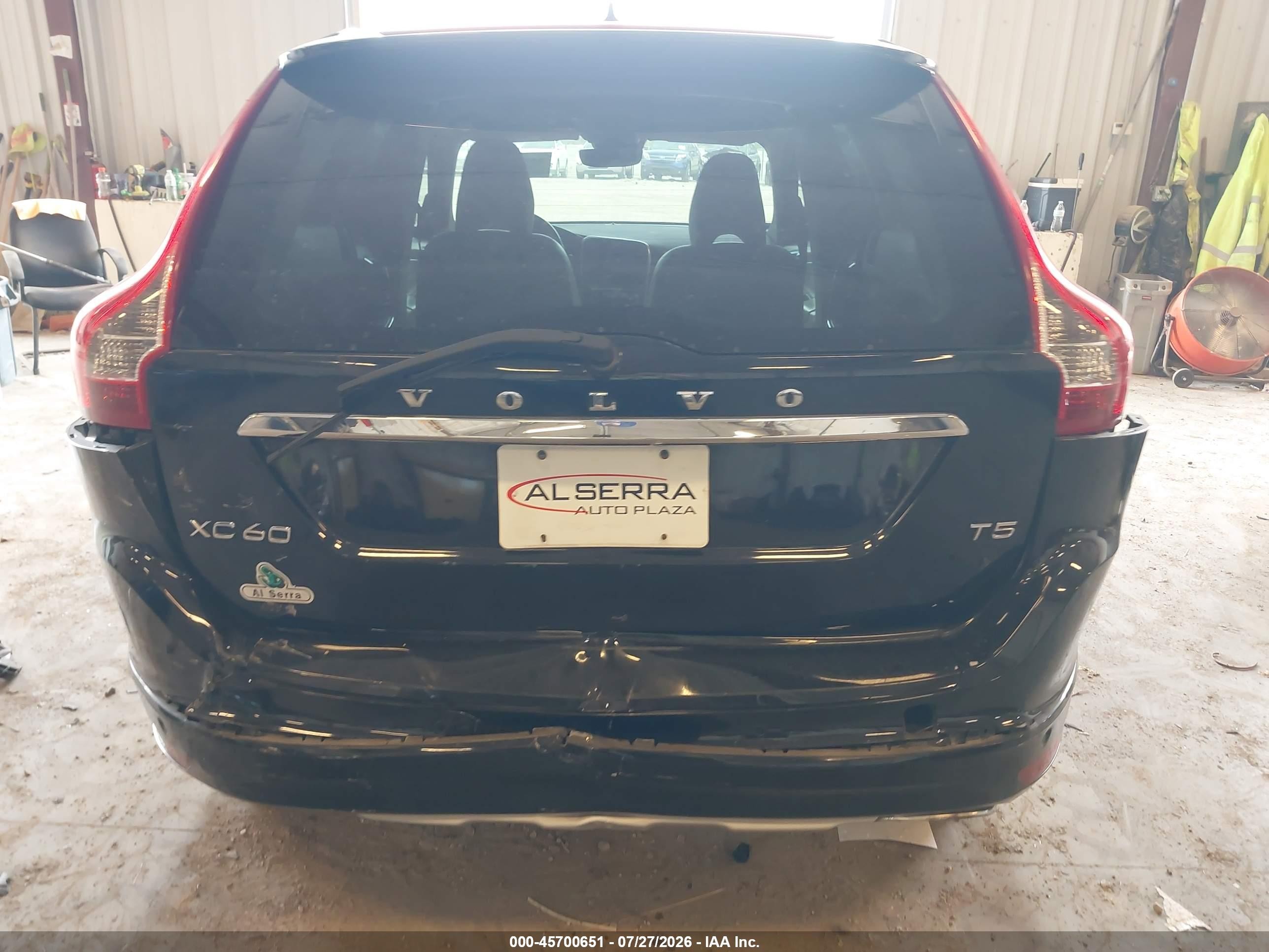 2016 Volvo Xc60 T5 Drive-e Premier Black vin: YV440MDK7G2826229