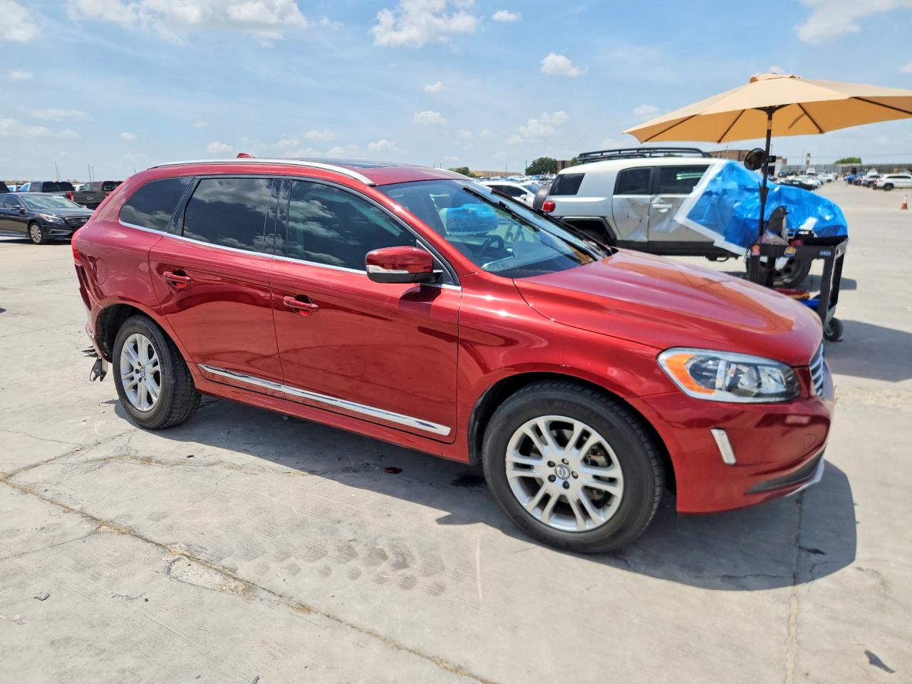 2015 Volvo Xc60 T5 Premier Red vin: YV440MDK8F2726817