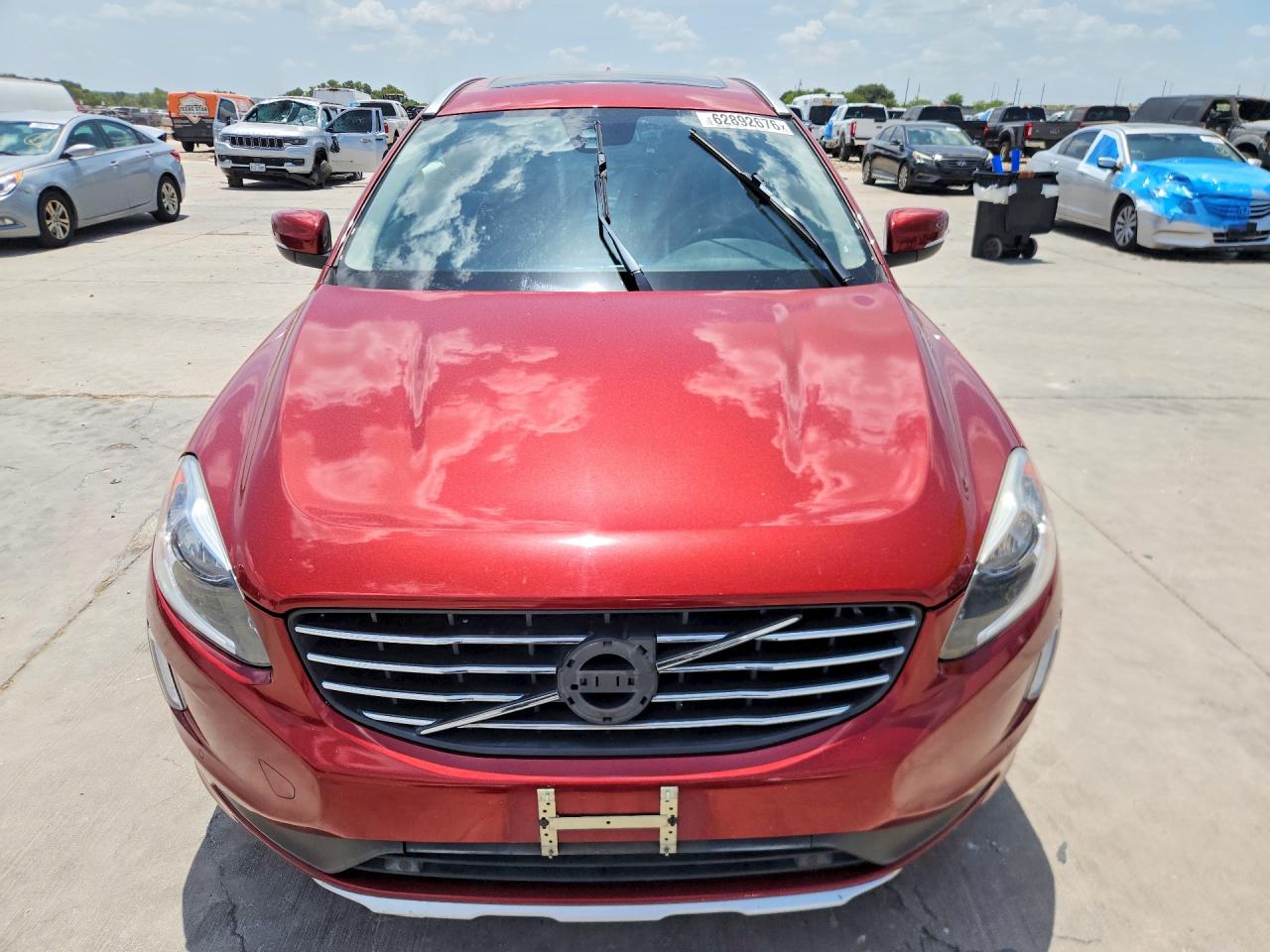 2015 Volvo Xc60 T5 Premier Red vin: YV440MDK8F2726817