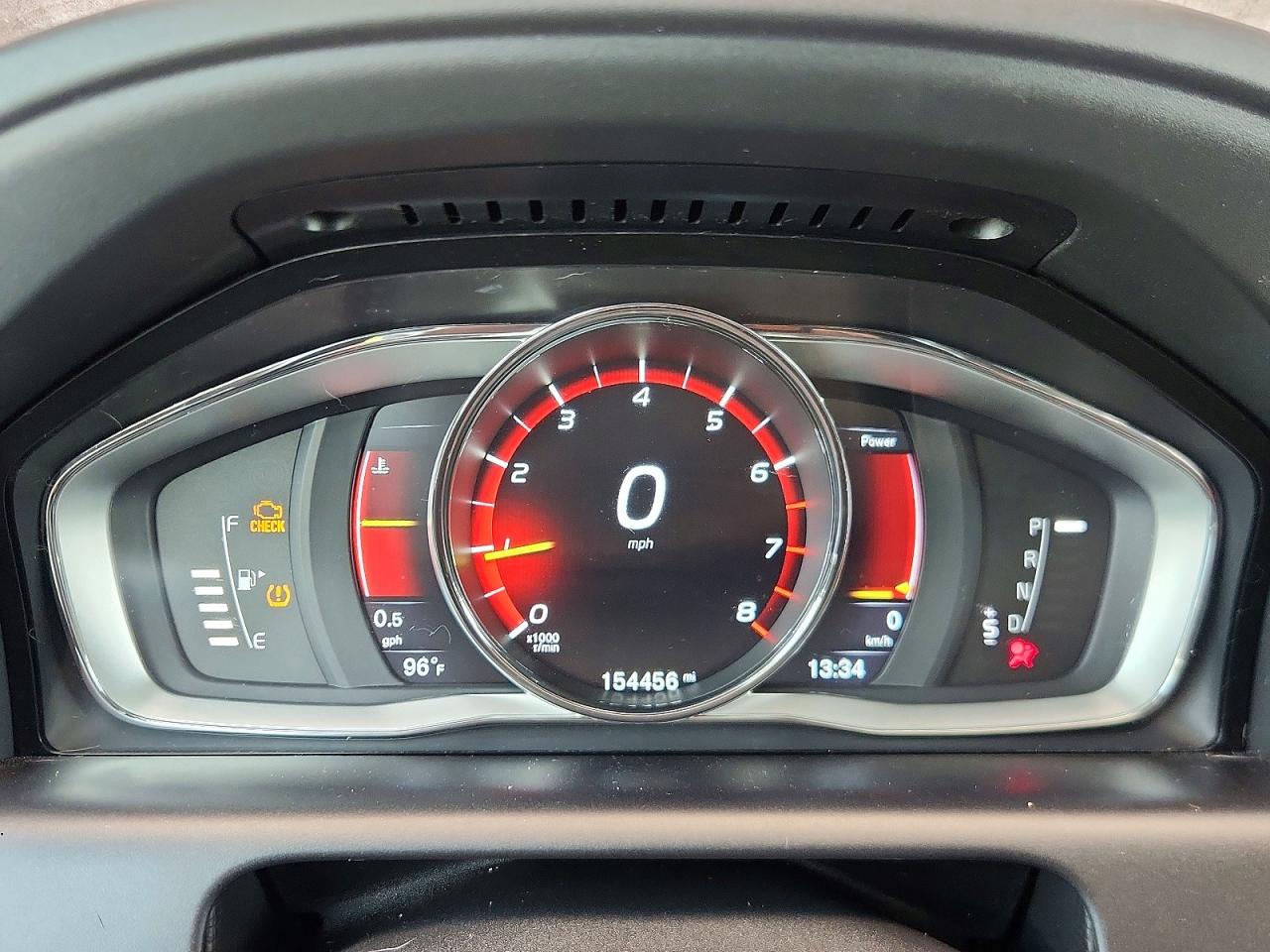 2015 Volvo Xc60 T5 Premier Red vin: YV440MDK8F2726817