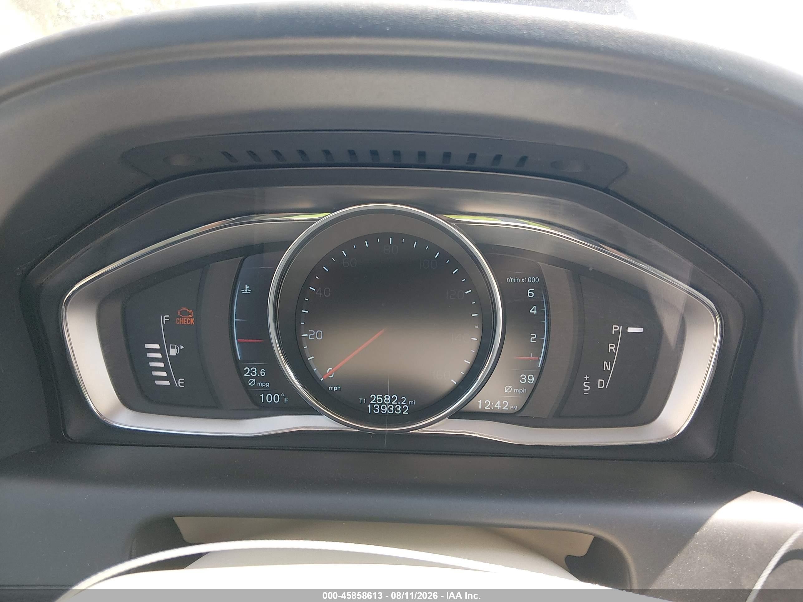 2015 Volvo Xc60 T5 Premier White vin: YV440MDK9F2660357