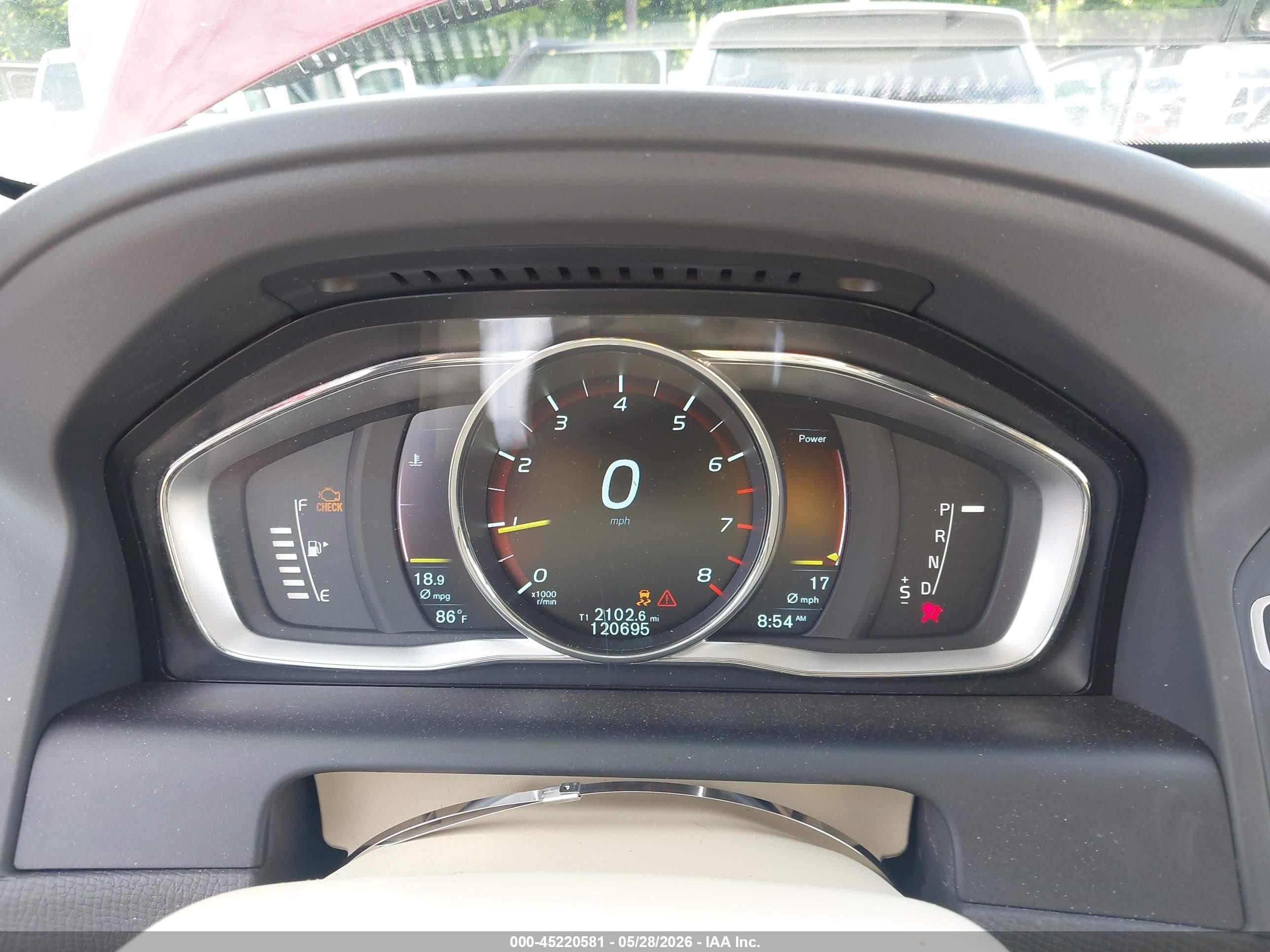 2015 Volvo Xc60 T5 Premier Red vin: YV440MDK9F2675392
