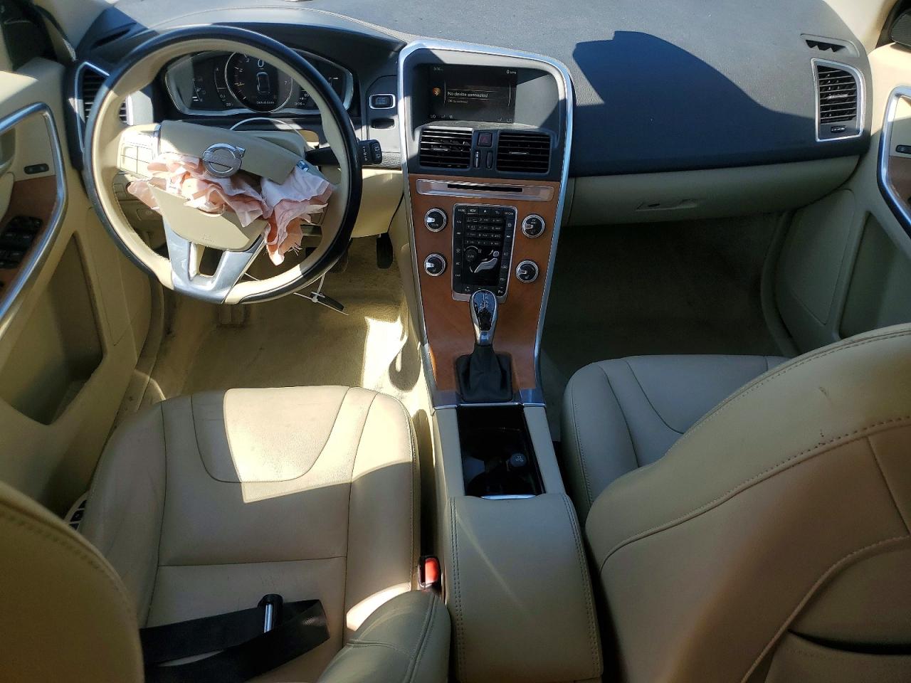 2015 Volvo Xc60 T5 Premier Silver vin: YV440MDK9F2692239