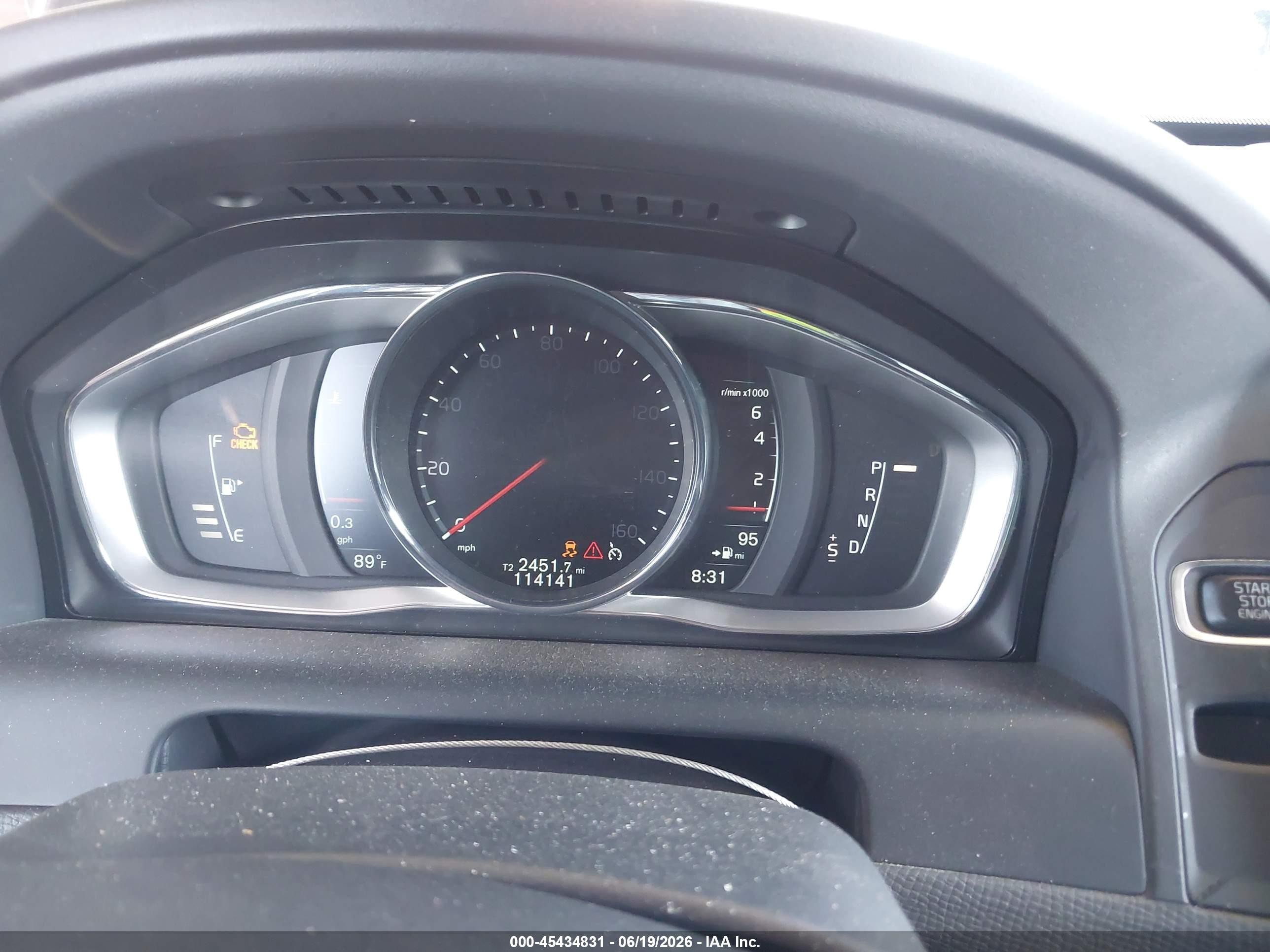 2015 Volvo Xc60 T5 Premier Black vin: YV440MDKXF2698485