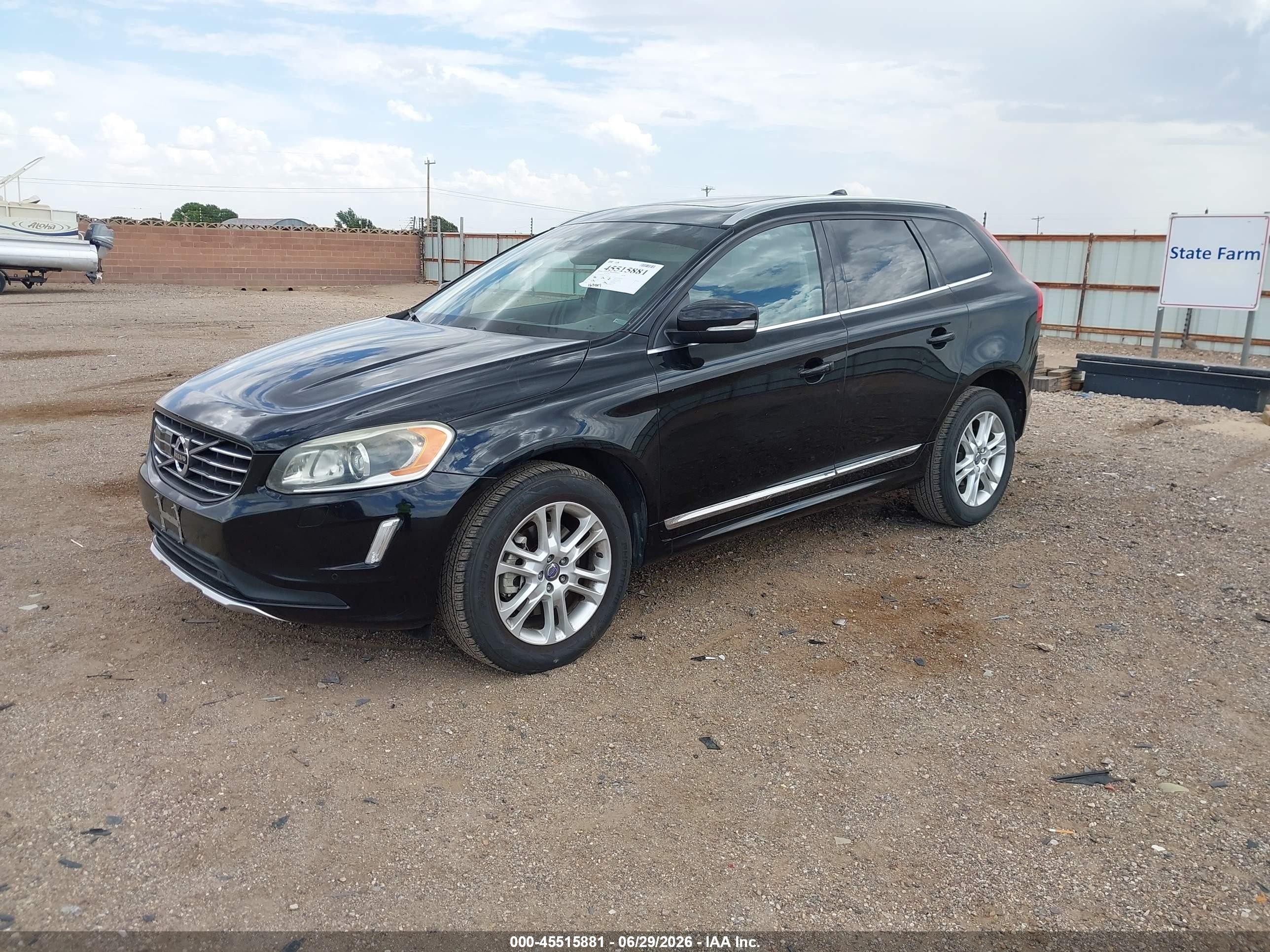 2015 Volvo Xc60 T5 Platinum Black vin: YV440MDM0F2743371