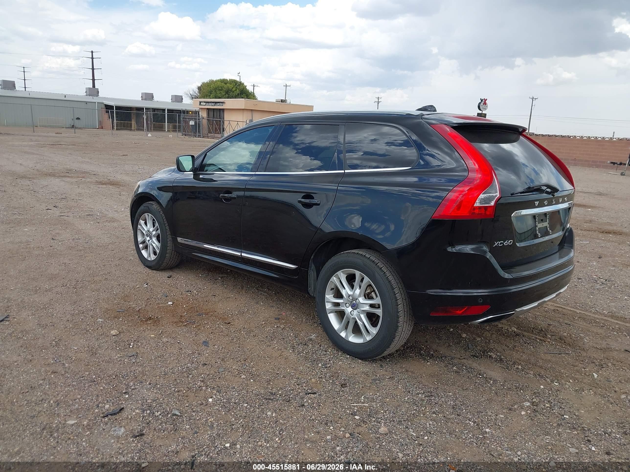 2015 Volvo Xc60 T5 Platinum Black vin: YV440MDM0F2743371