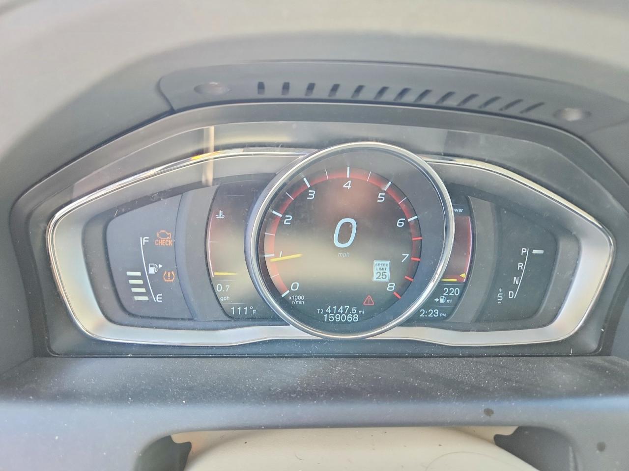 2016 Volvo Xc60 T5 Platinum Silver vin: YV440MDM1G2810013